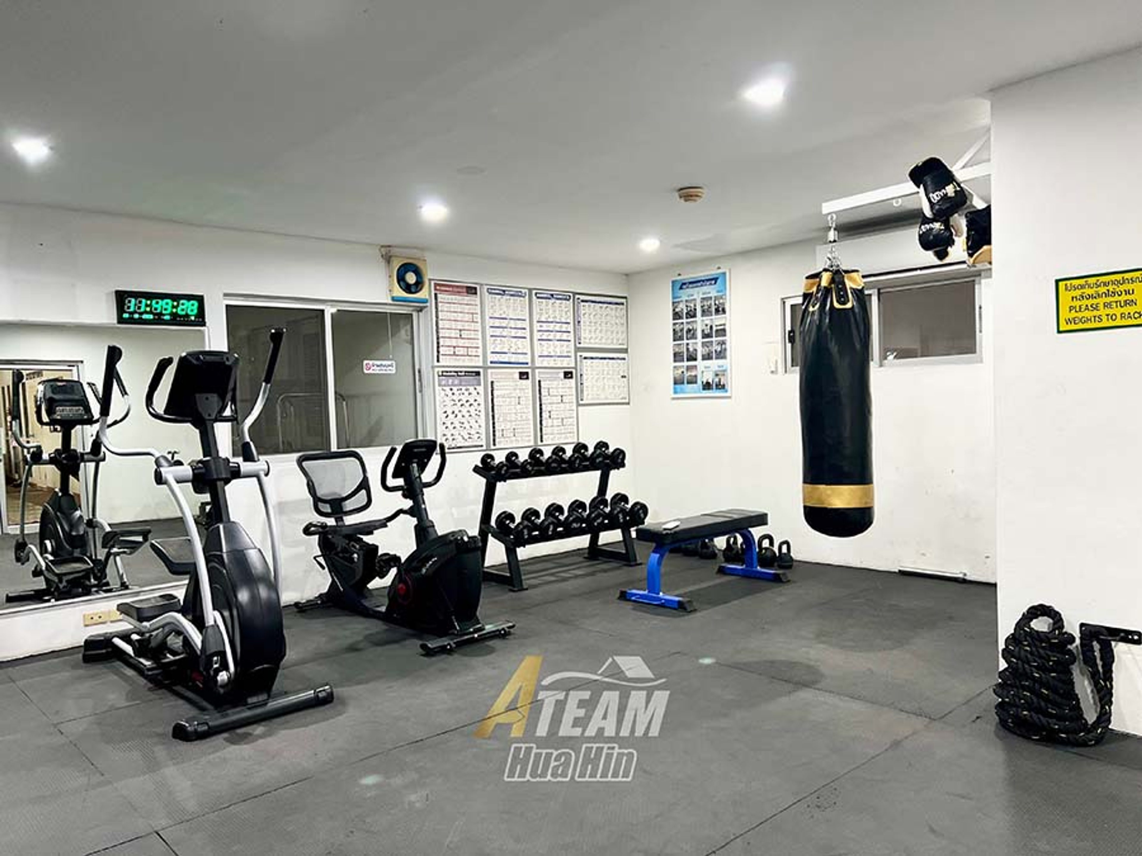2 Bedroom Beachfront Condo for rent at Baan Chai Talay  thumbnail 14