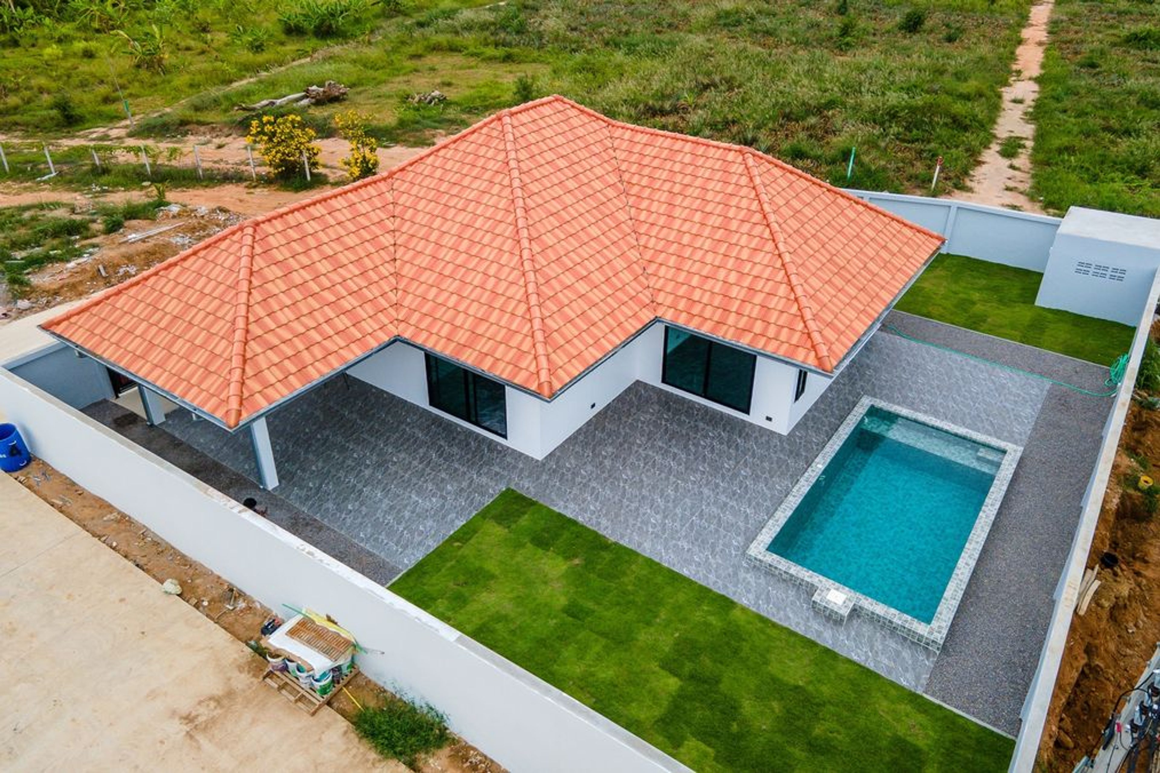 3 Bedrooms 2 Bathrooms Pool Villa For Sale thumbnail 2