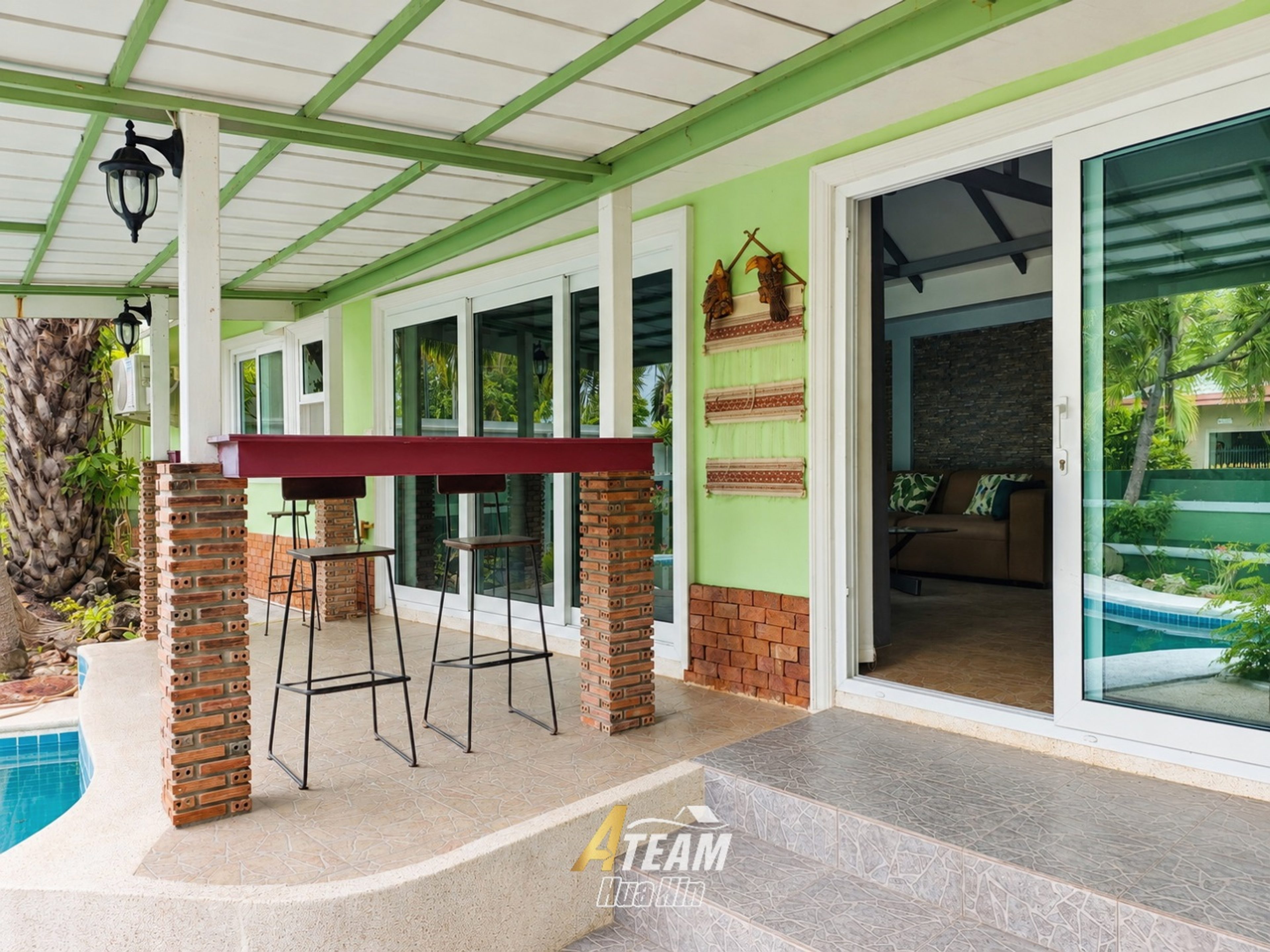 Unique Renovation Opportunity at Stuart Park with Mountain Views thumbnail 11
