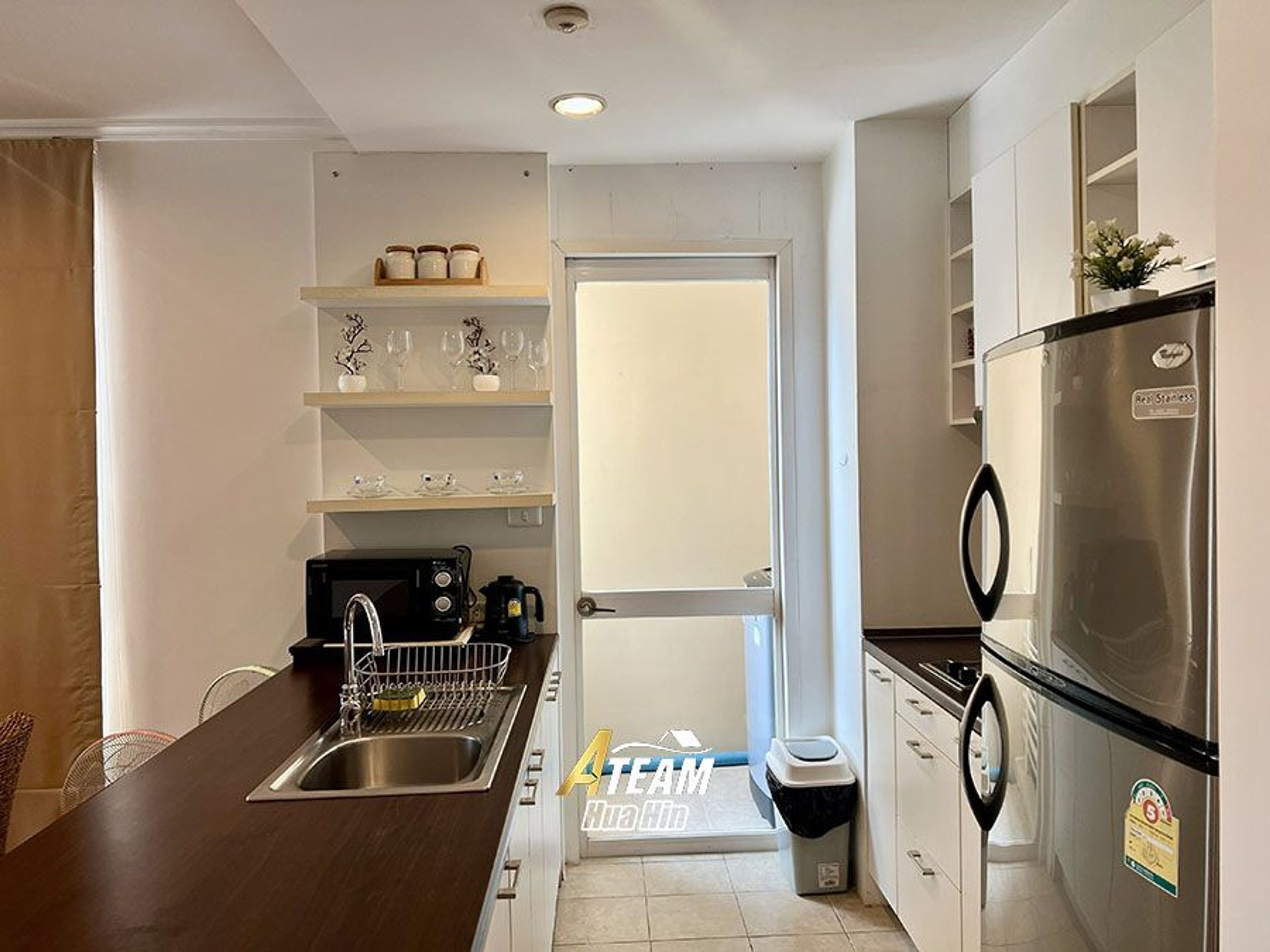 Baan San Ploen – Sea-View 2 Bedroom Condo for Rent thumbnail 11