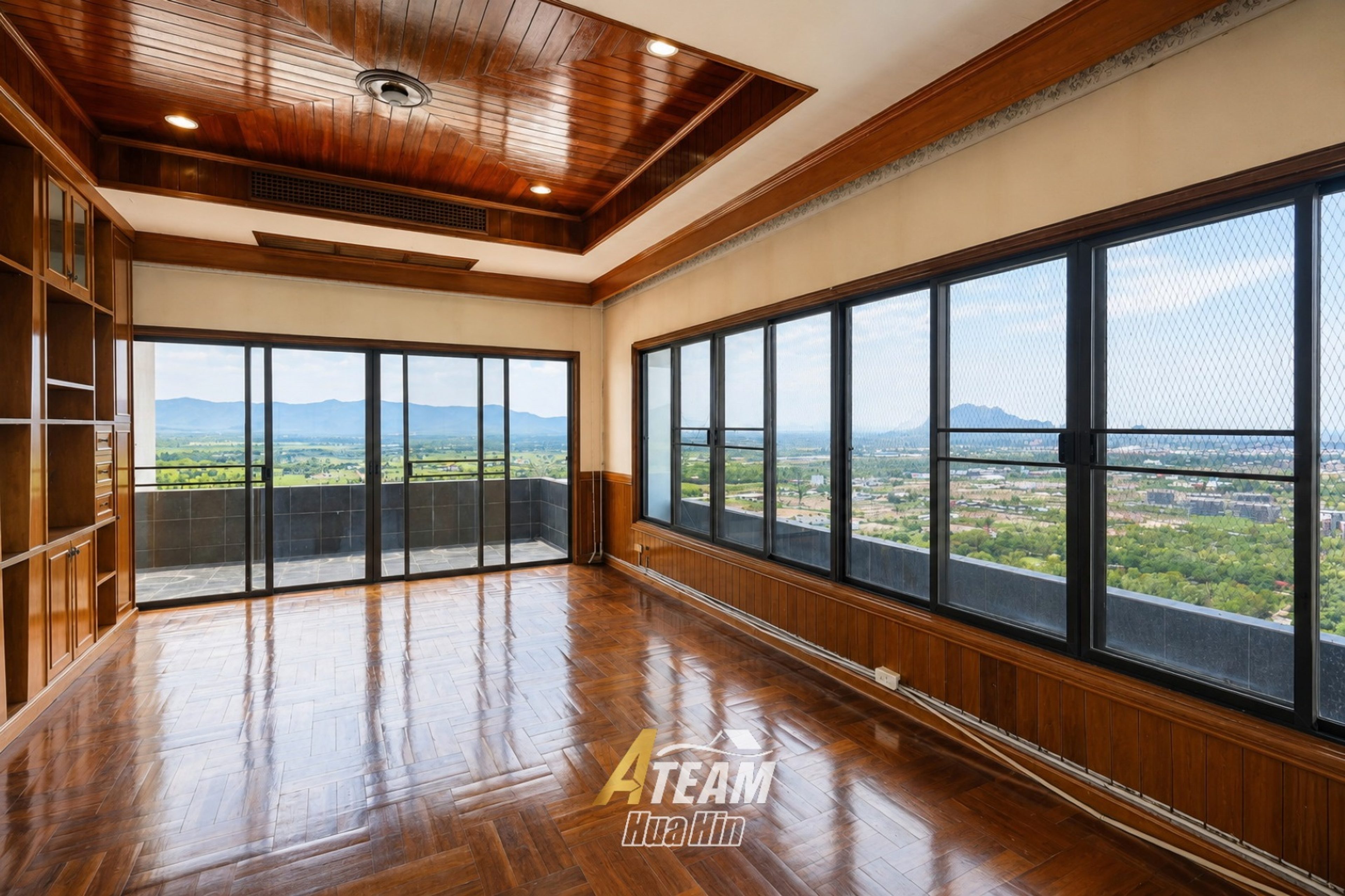 Penthouse 4-Bedroom for Sale at Cha-Am Grand Condotel thumbnail 16