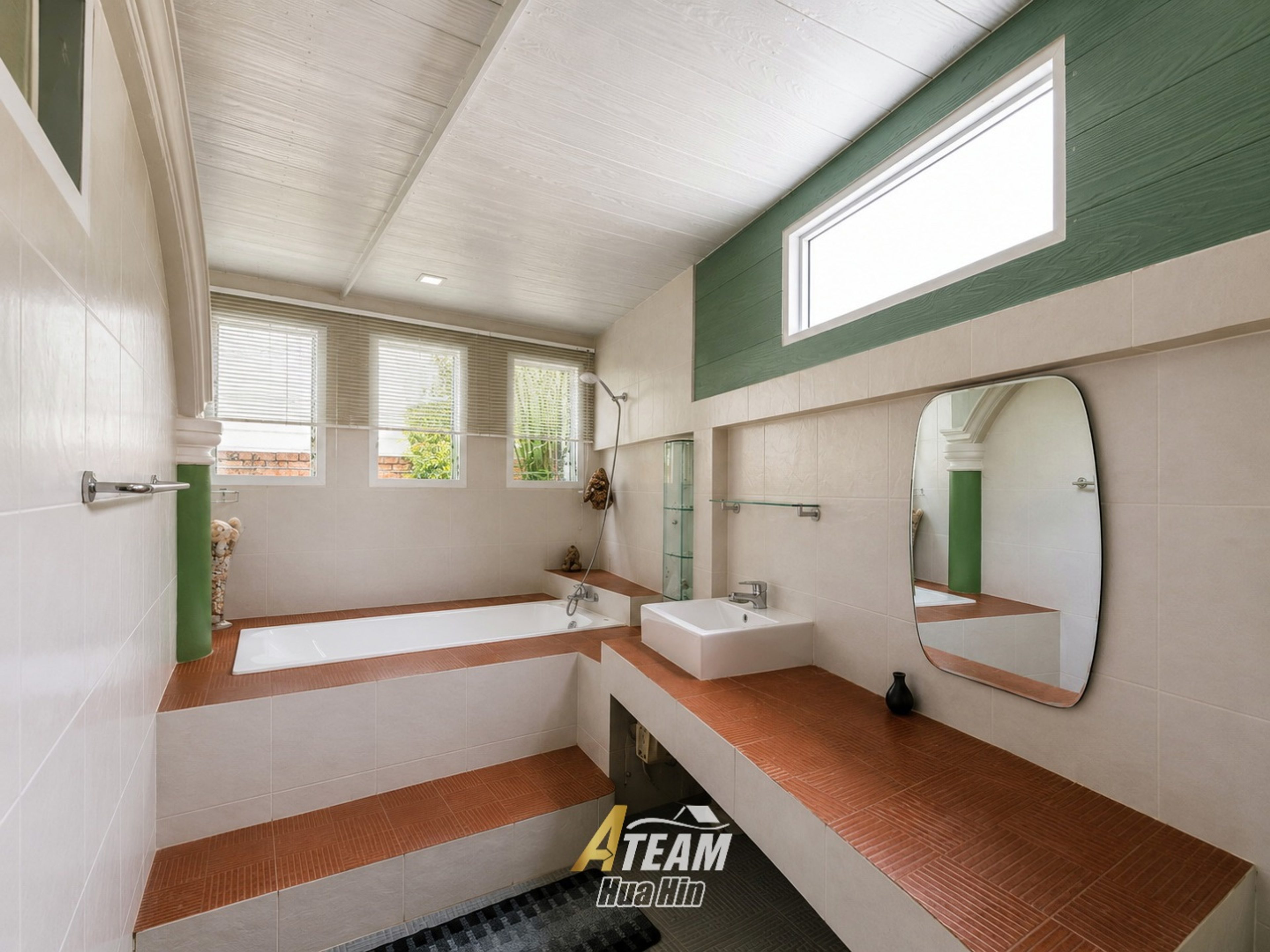Unique Renovation Opportunity at Stuart Park with Mountain Views thumbnail 7