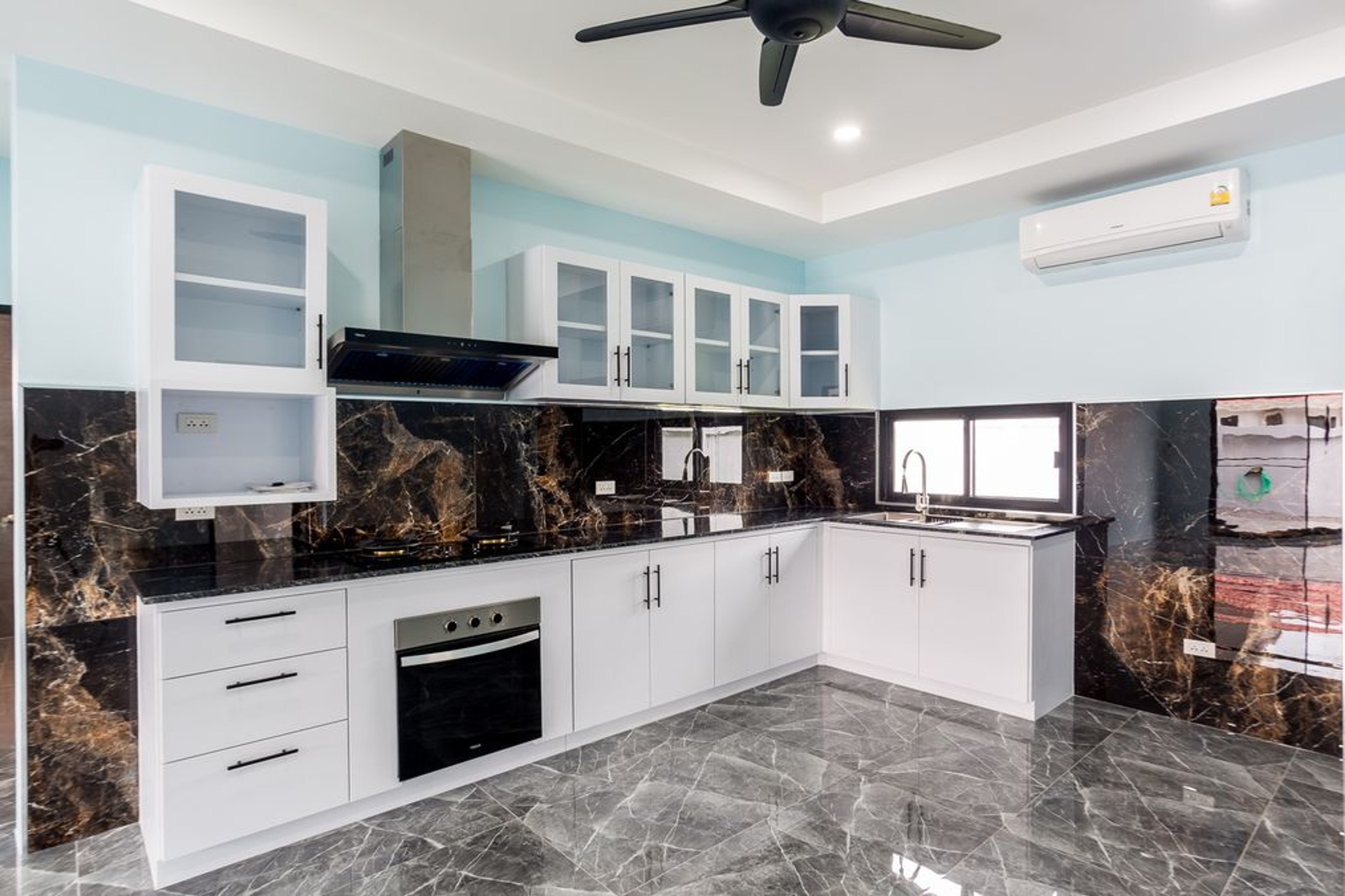3 Bedrooms 2 Bathrooms Pool Villa For Sale thumbnail 10