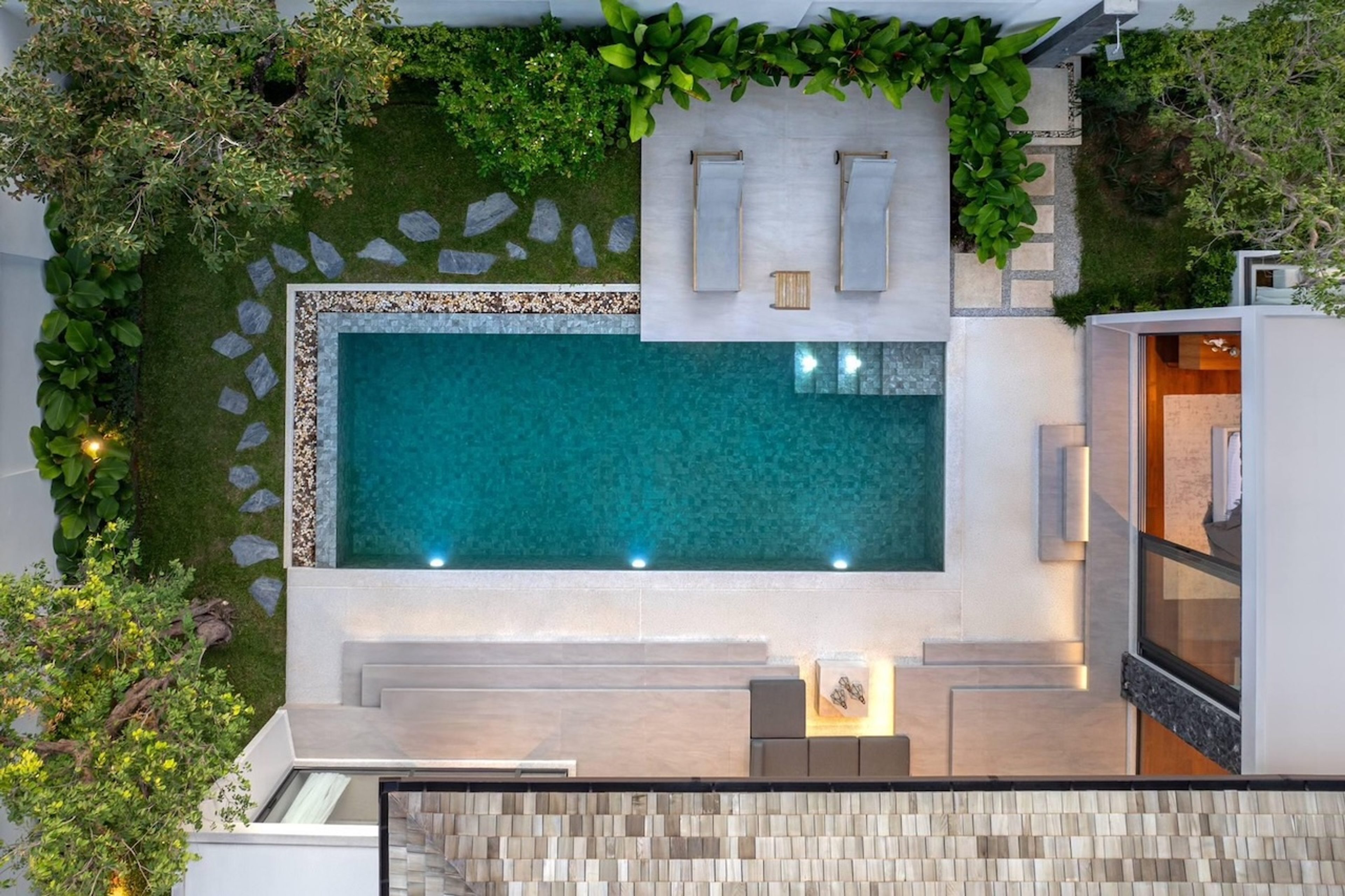 Botanica Luxury Hua Hin – Modern Loft Design thumbnail 9