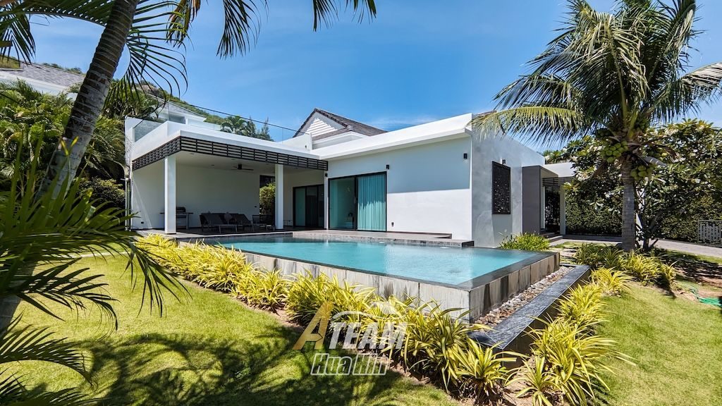 Modern Luxury Villas in Khao Tao