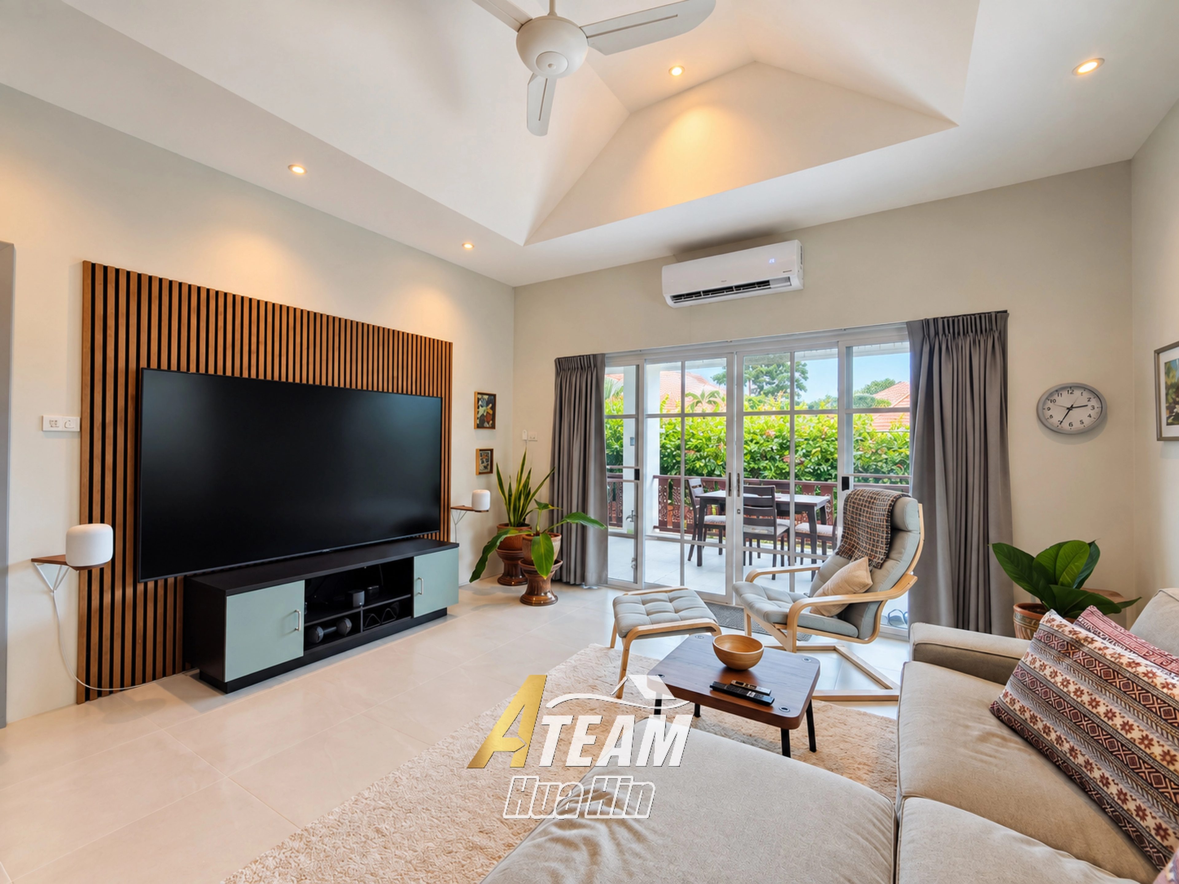 Beautifully Renovated 2-Bedroom House, thumbnail 9