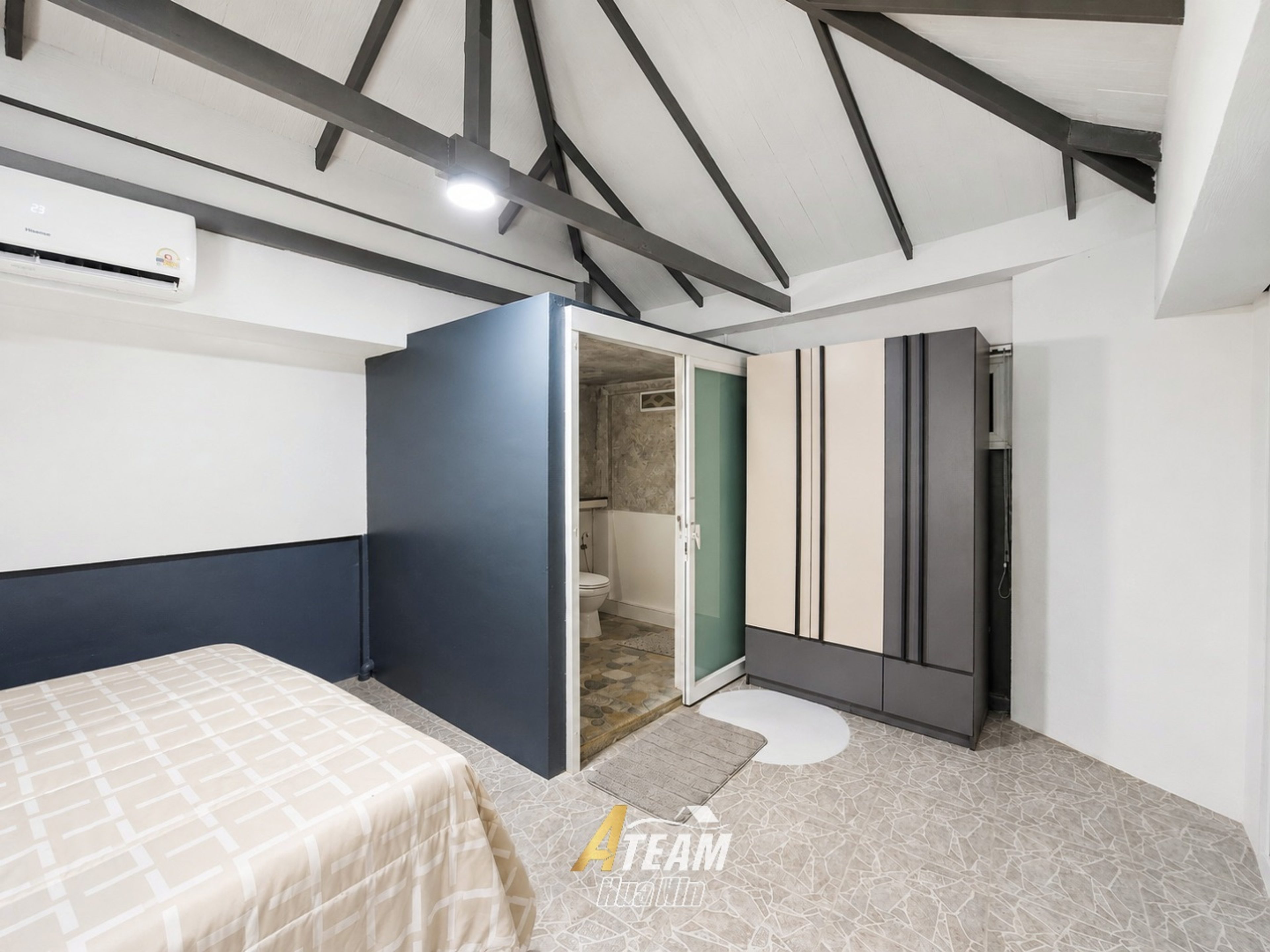 Unique Renovation Opportunity at Stuart Park with Mountain Views thumbnail 16