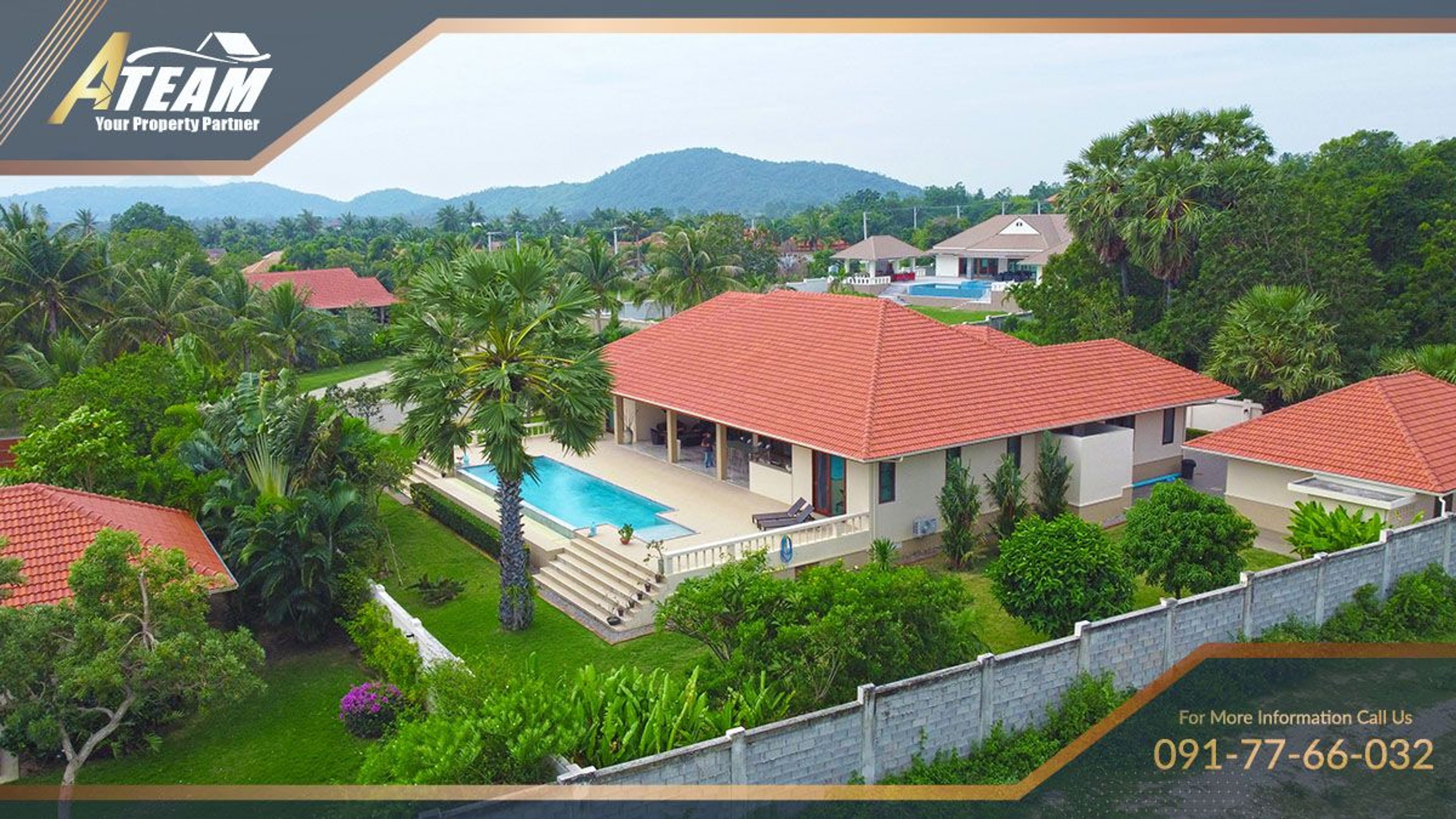 Luxury massive property only 1 km from the beach