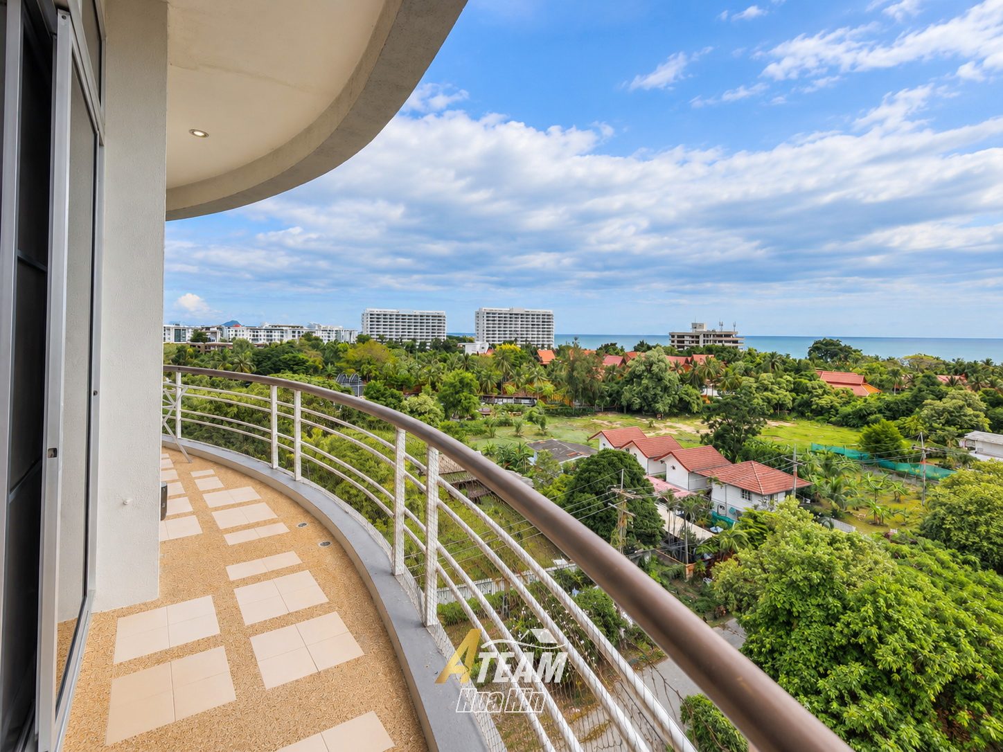 Eigentumswohnungen mit Meerblick im obersten Stockwerk zum Verkauf in Hin Nam, Hua Hin
