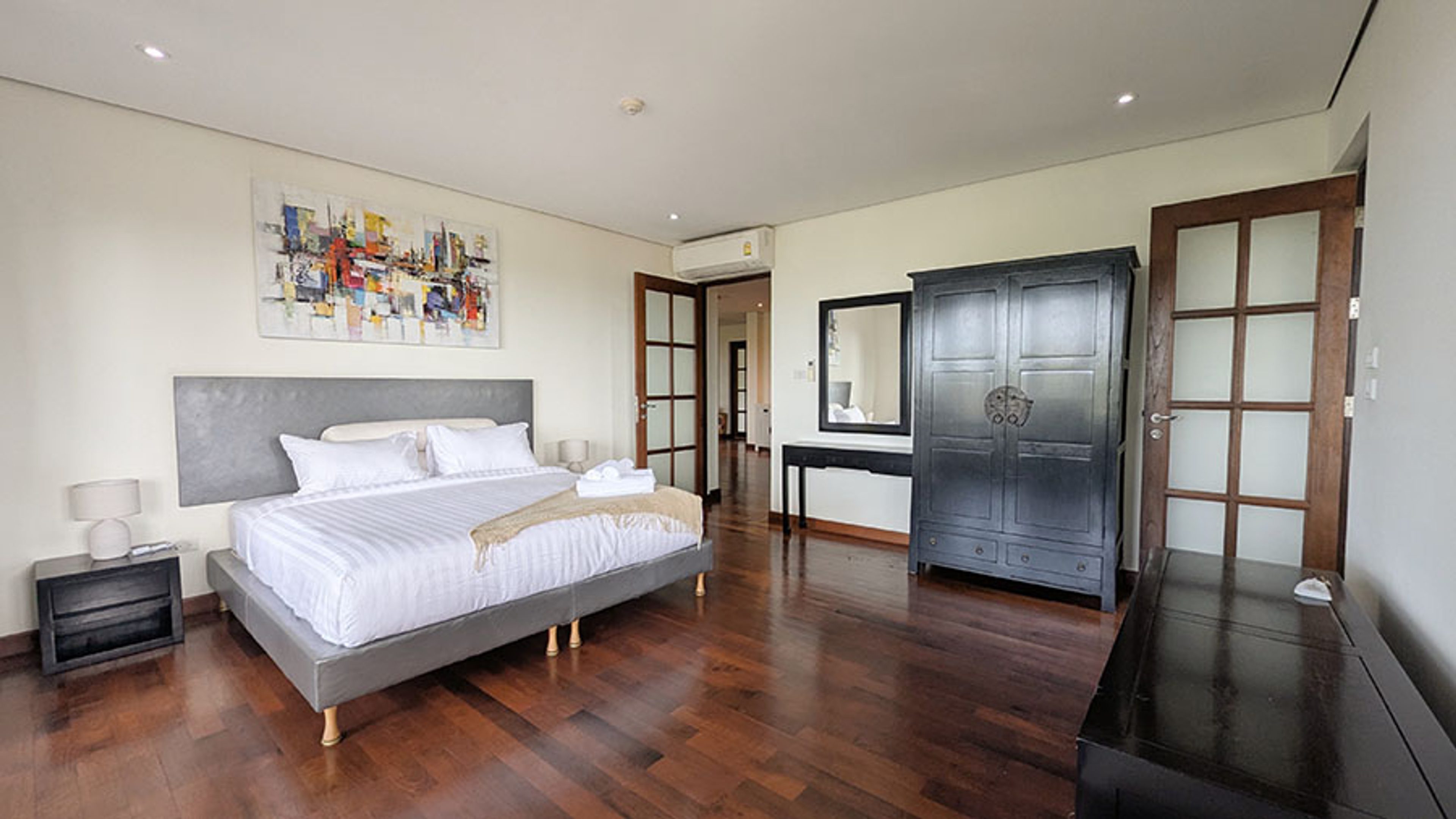 Unique 240 sqm Panoramic View Condo for Rent – Soi 116, Hua Hin thumbnail 9