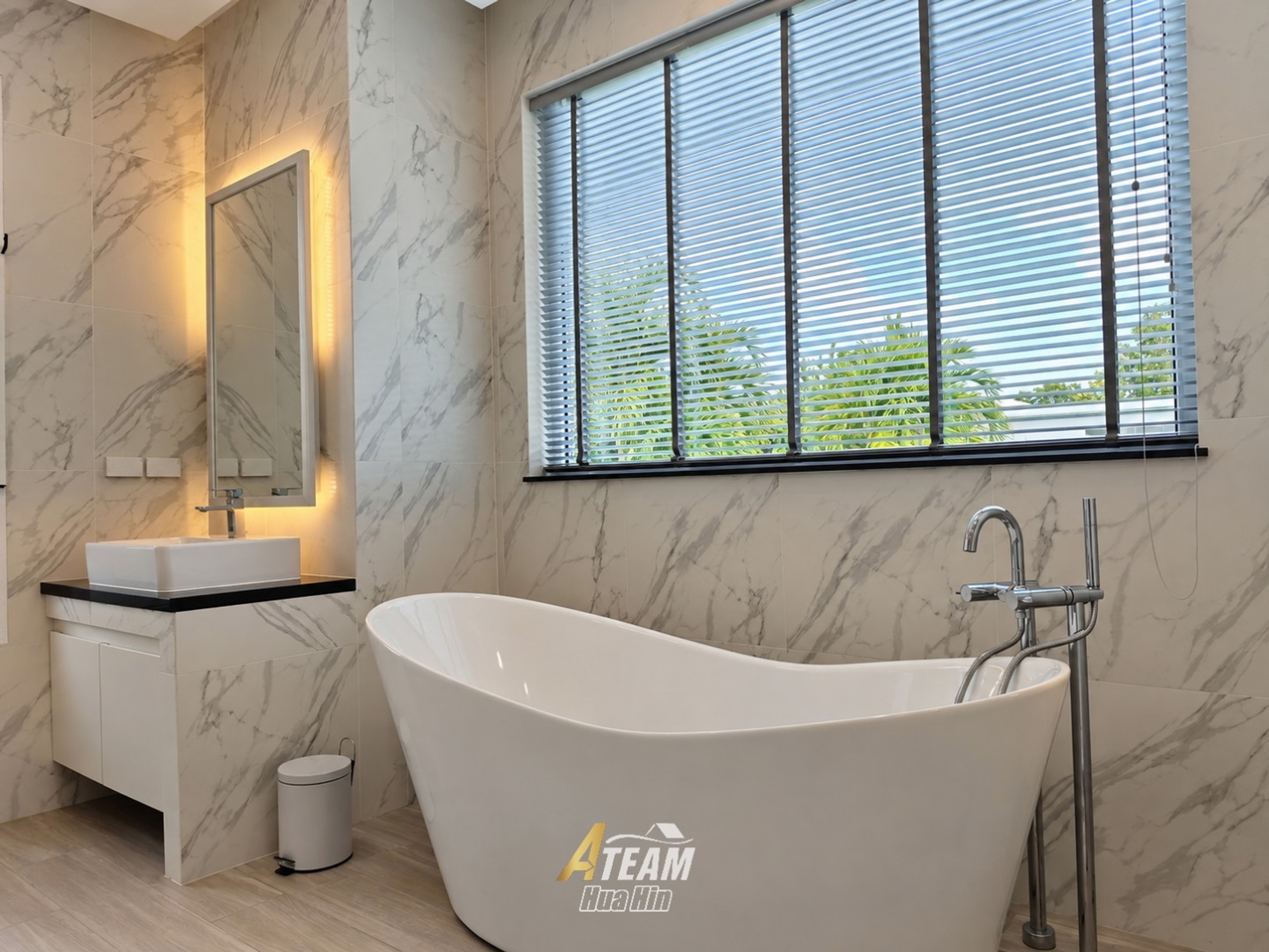 Like-New 3-Bedroom Pool Villa