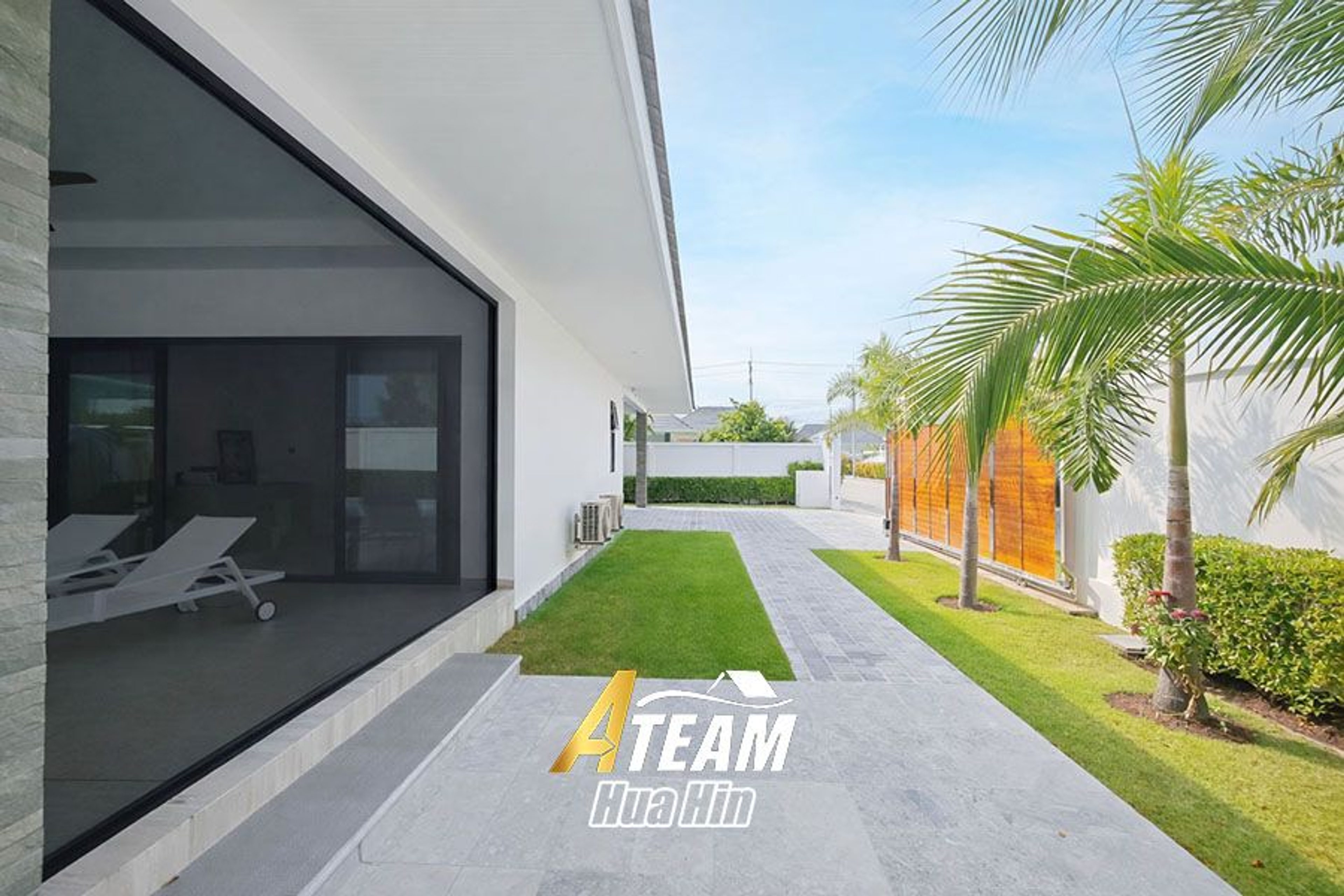 Modern 3 Bed 3 Bath Pool Villa near Blackmountain  thumbnail 21