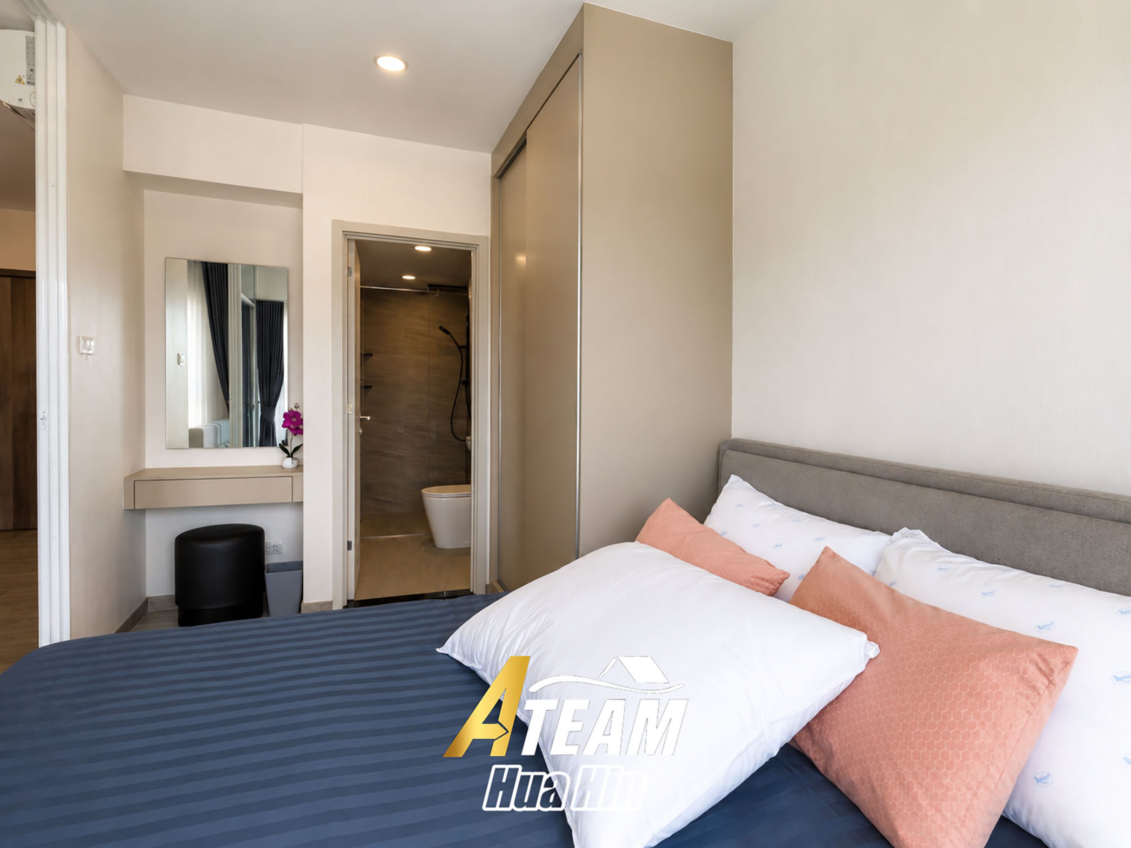 Blue Whale Hua Hin Condo for Rent – 16th Floor thumbnail 8