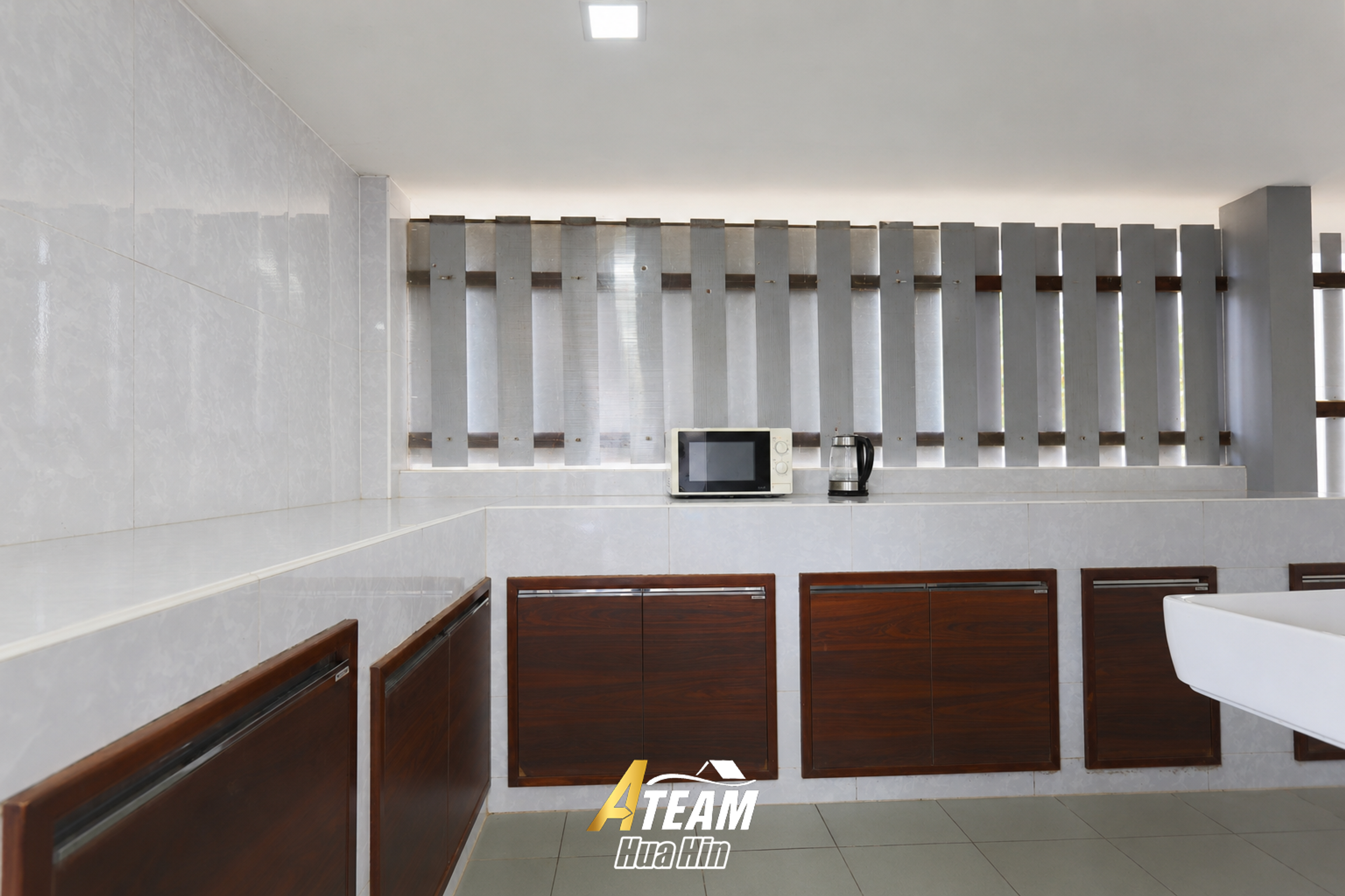 For sale House 3-Bedroom in Black Mountain. thumbnail 20