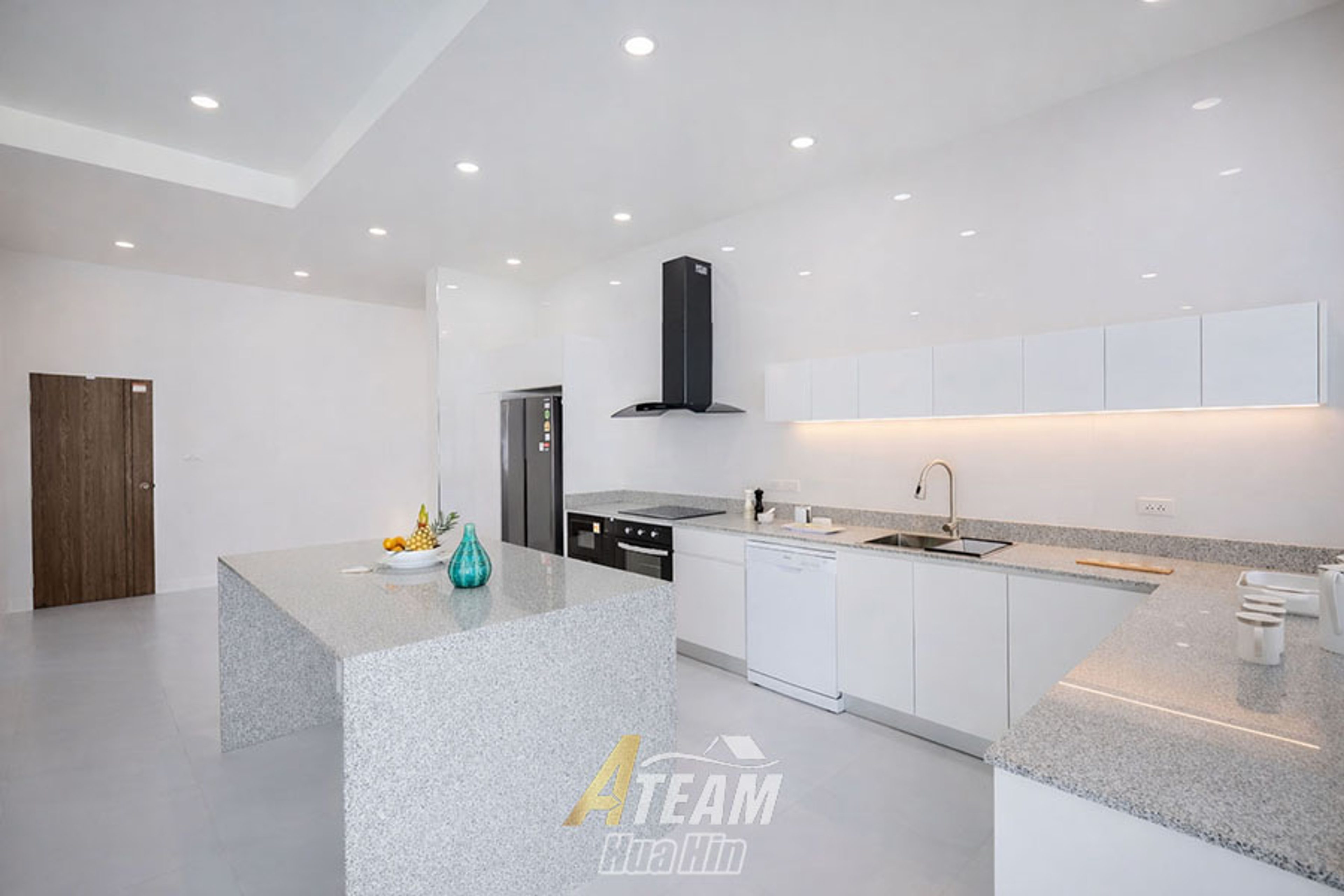 Modern European-Standard Pool Villa for Sale in Wang Pong thumbnail 10
