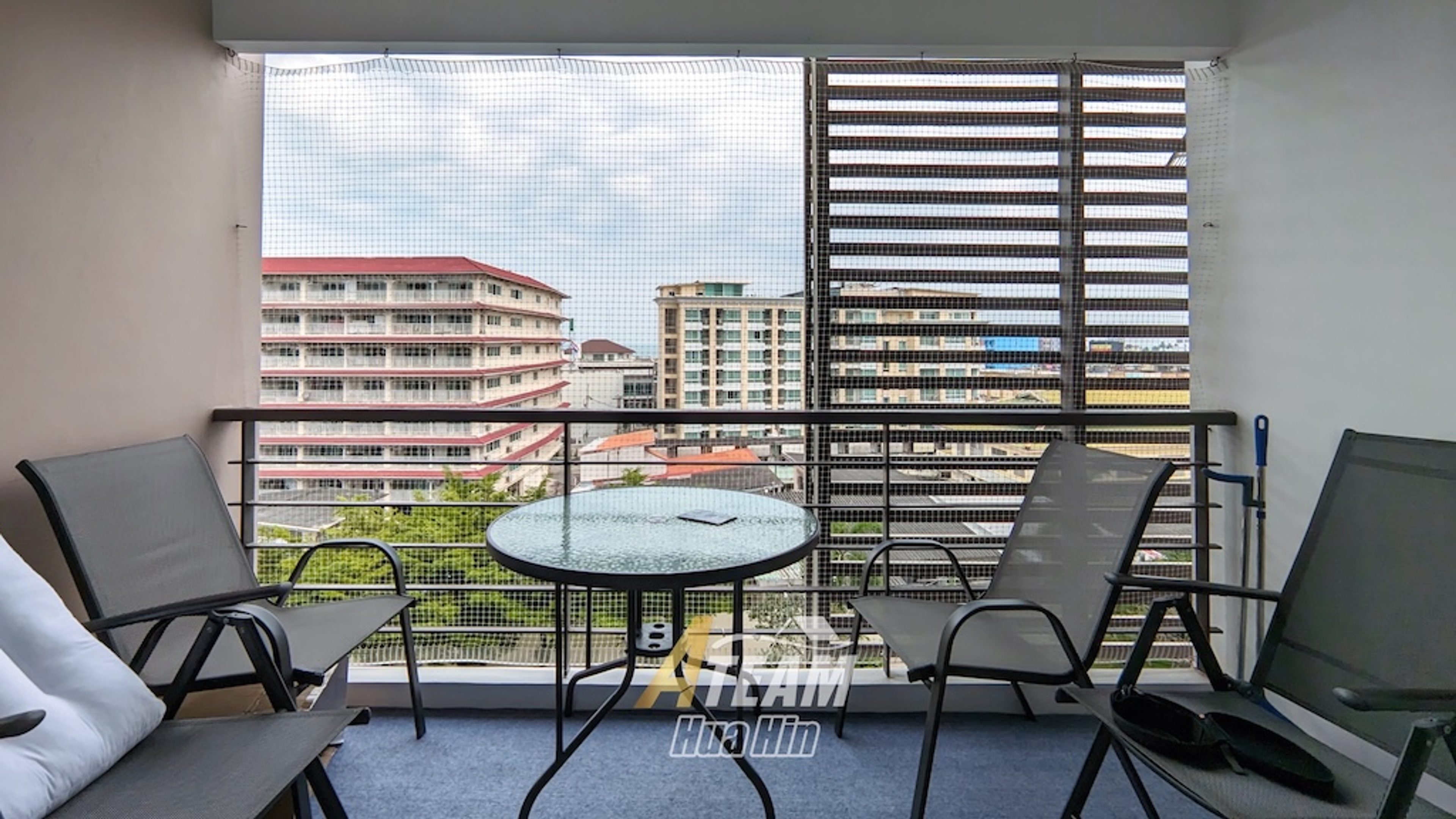 For Sale: Renovated -Bedroom  Condo in Tira Tiraa, Hua thumbnail 6