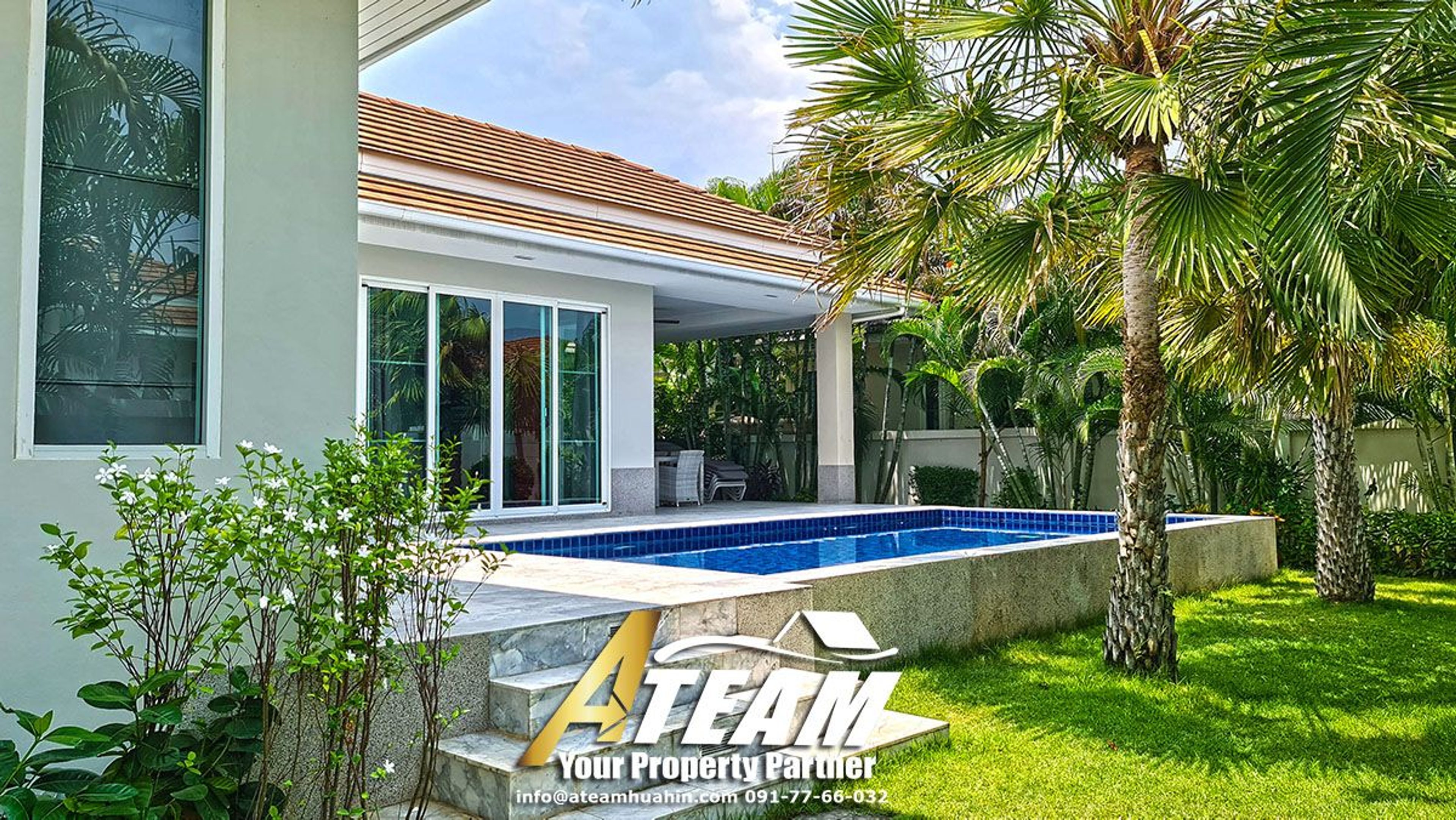 3 Bedrooms Pool Villa in Woodland