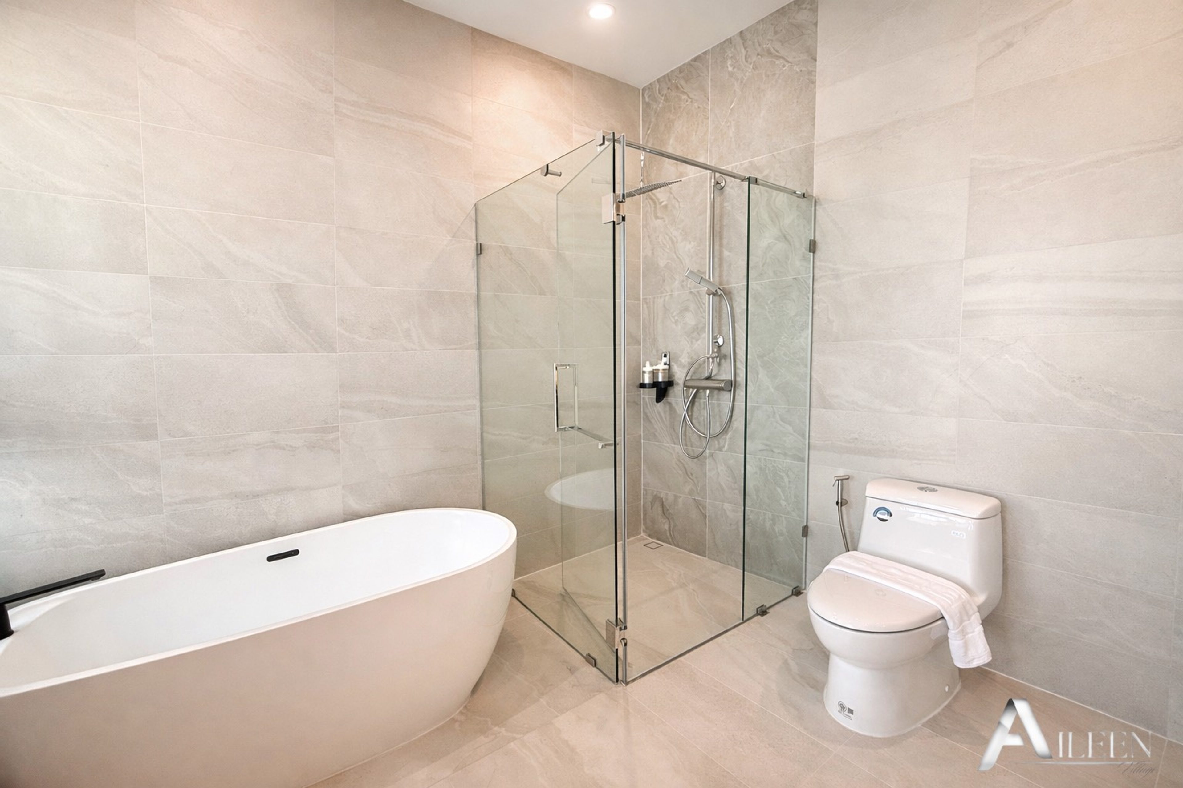 Beautyful 3 Bed 3 Bath Pool Villa in a peaceful residential area thumbnail 4