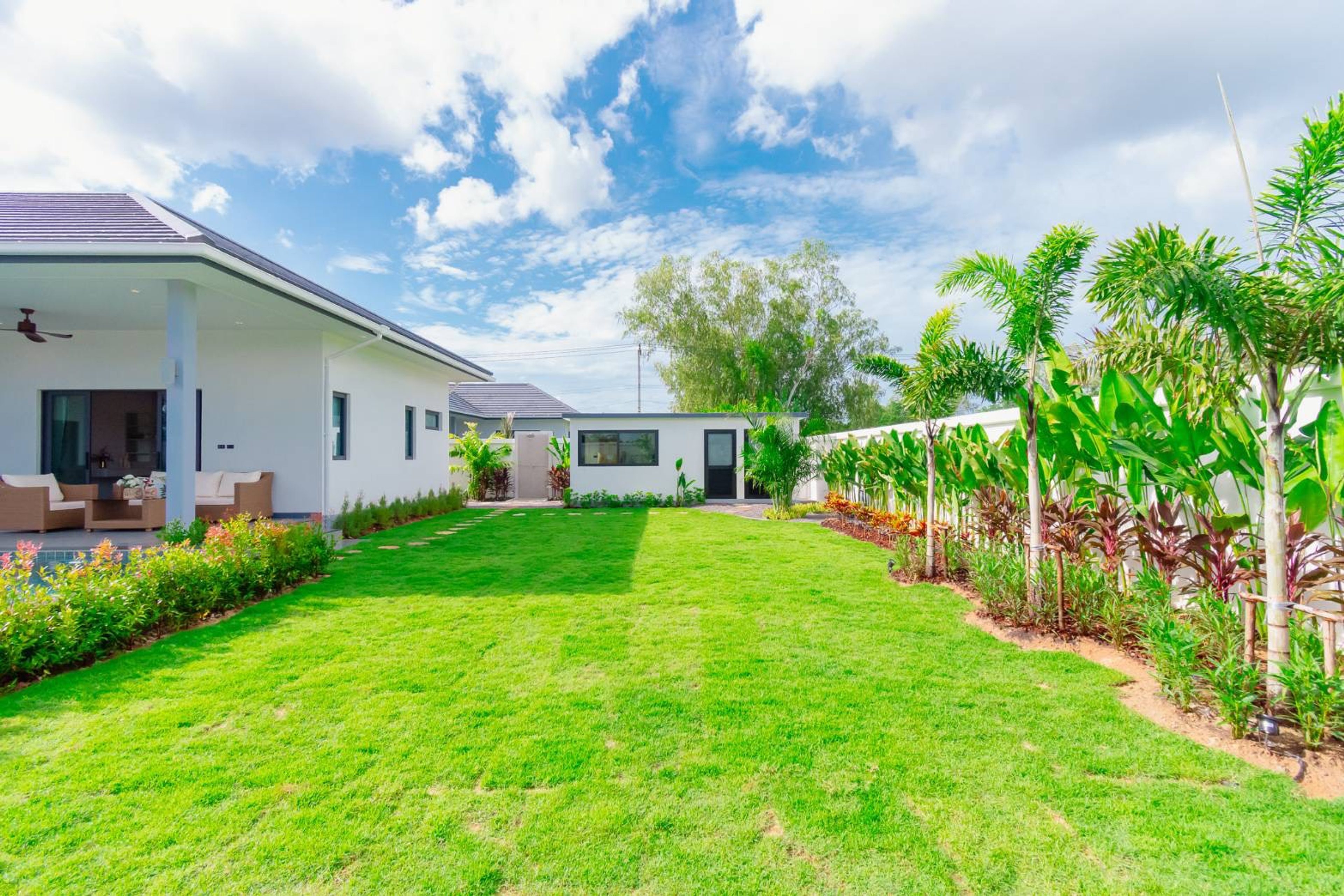 Beautifully Designed 3 Bed 3 Bath Private Pool Villa thumbnail 29