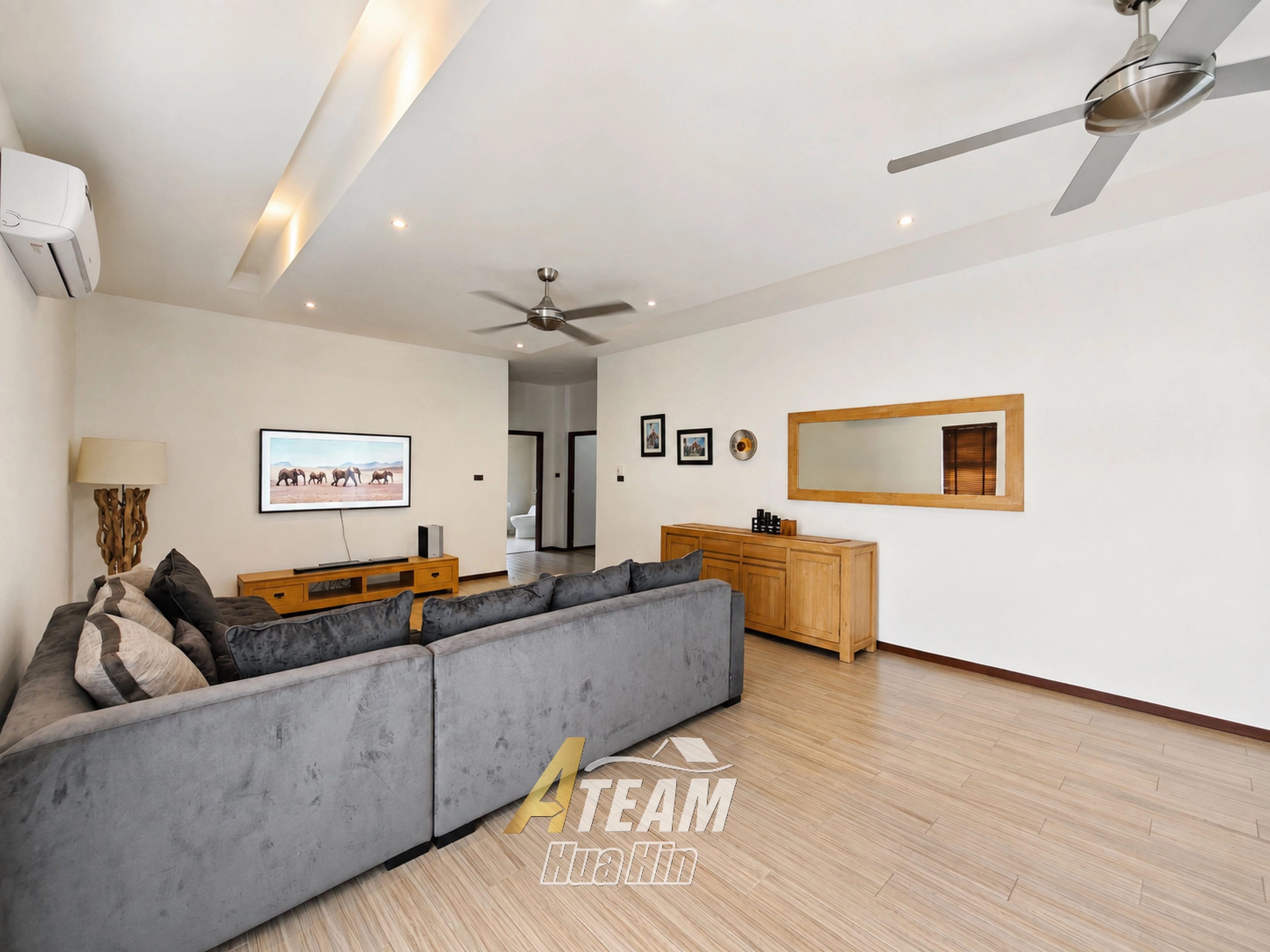 Stylish 3-Bedroom Pool Villa in Mali Prestige thumbnail 8