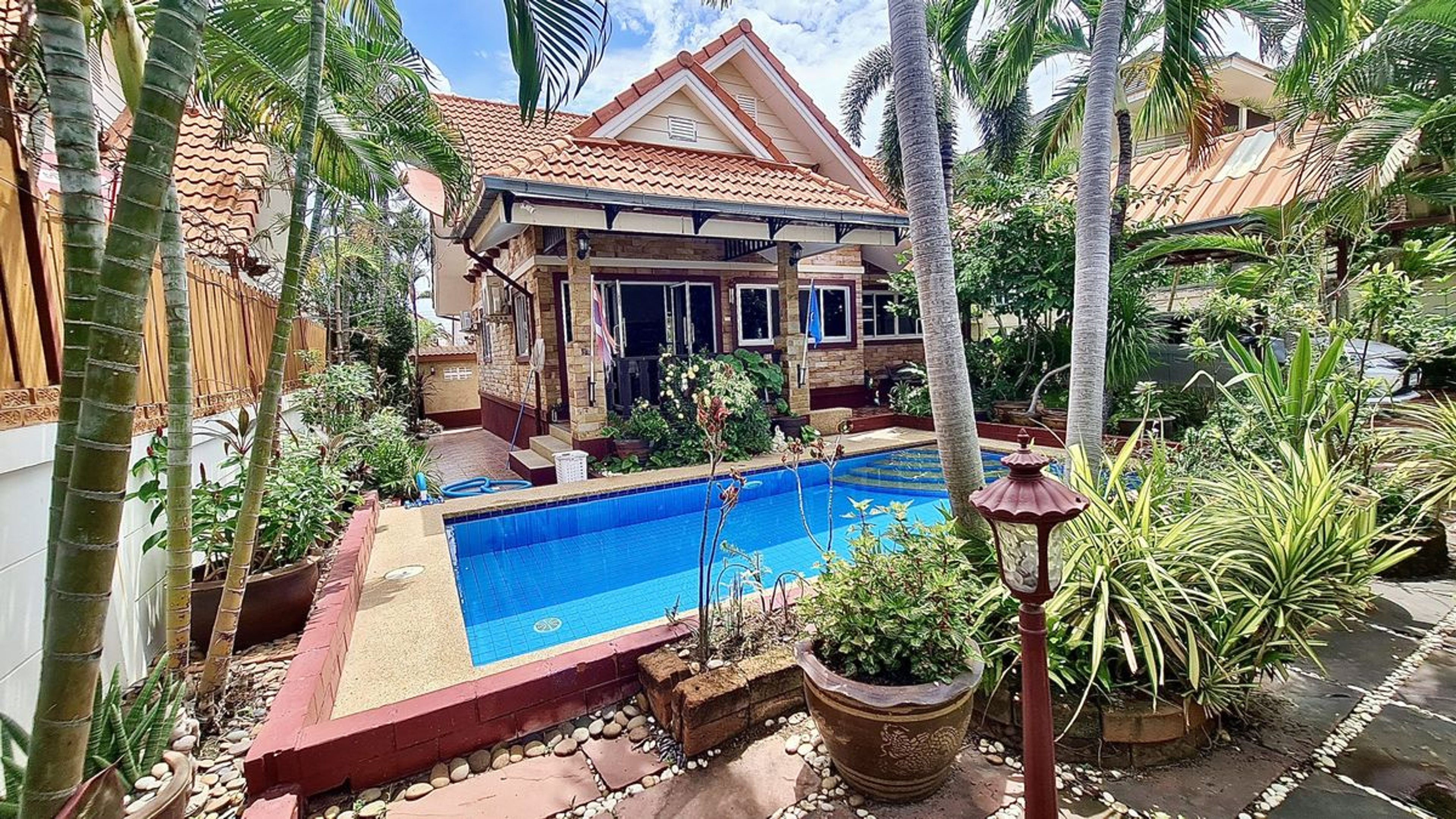 Charming Home with Private Pool in Hin Lek Fai – Only 4 M THB thumbnail 13