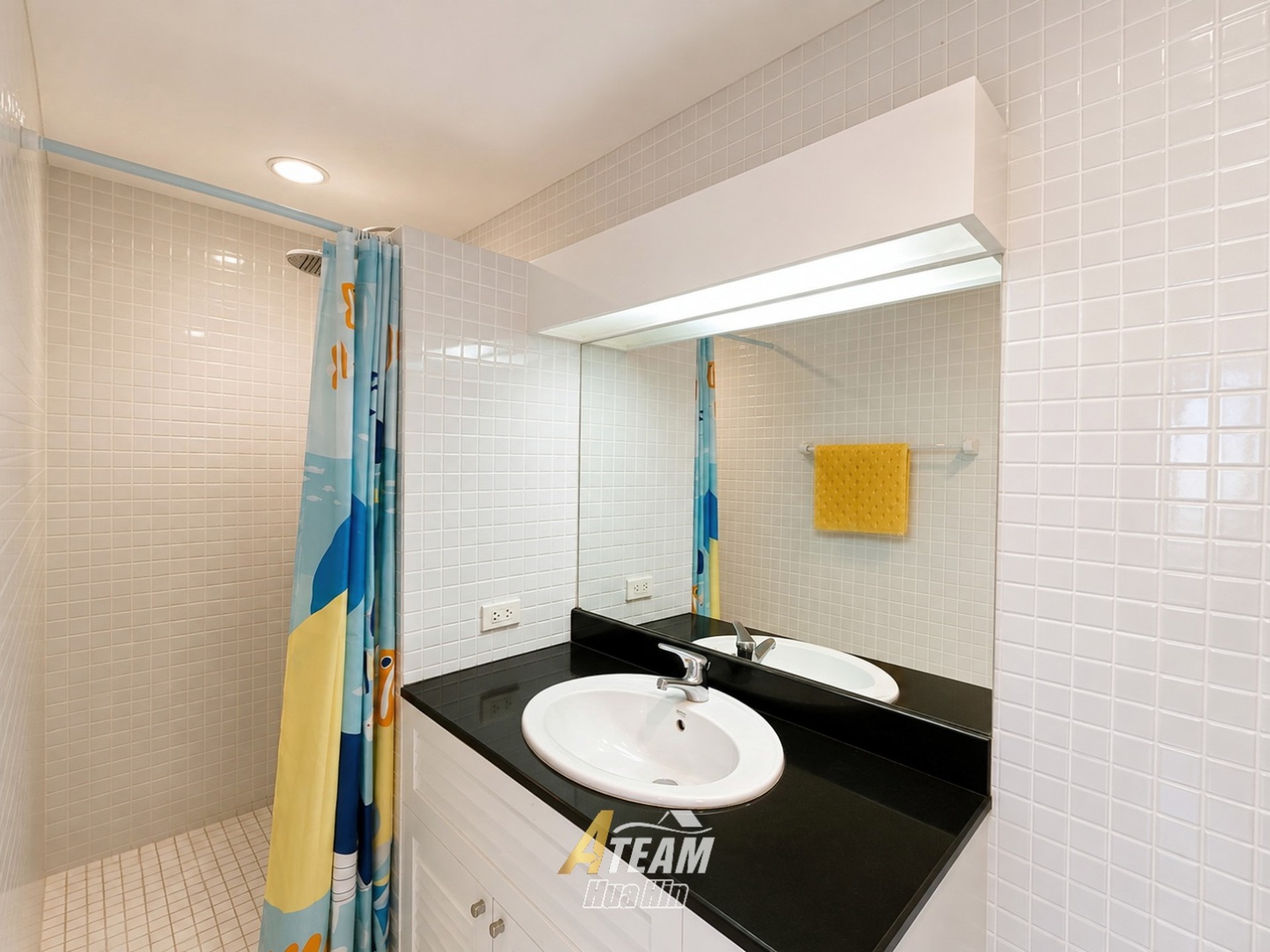 Beachfront Condo 3 Bedrooms Baan suan rim sai