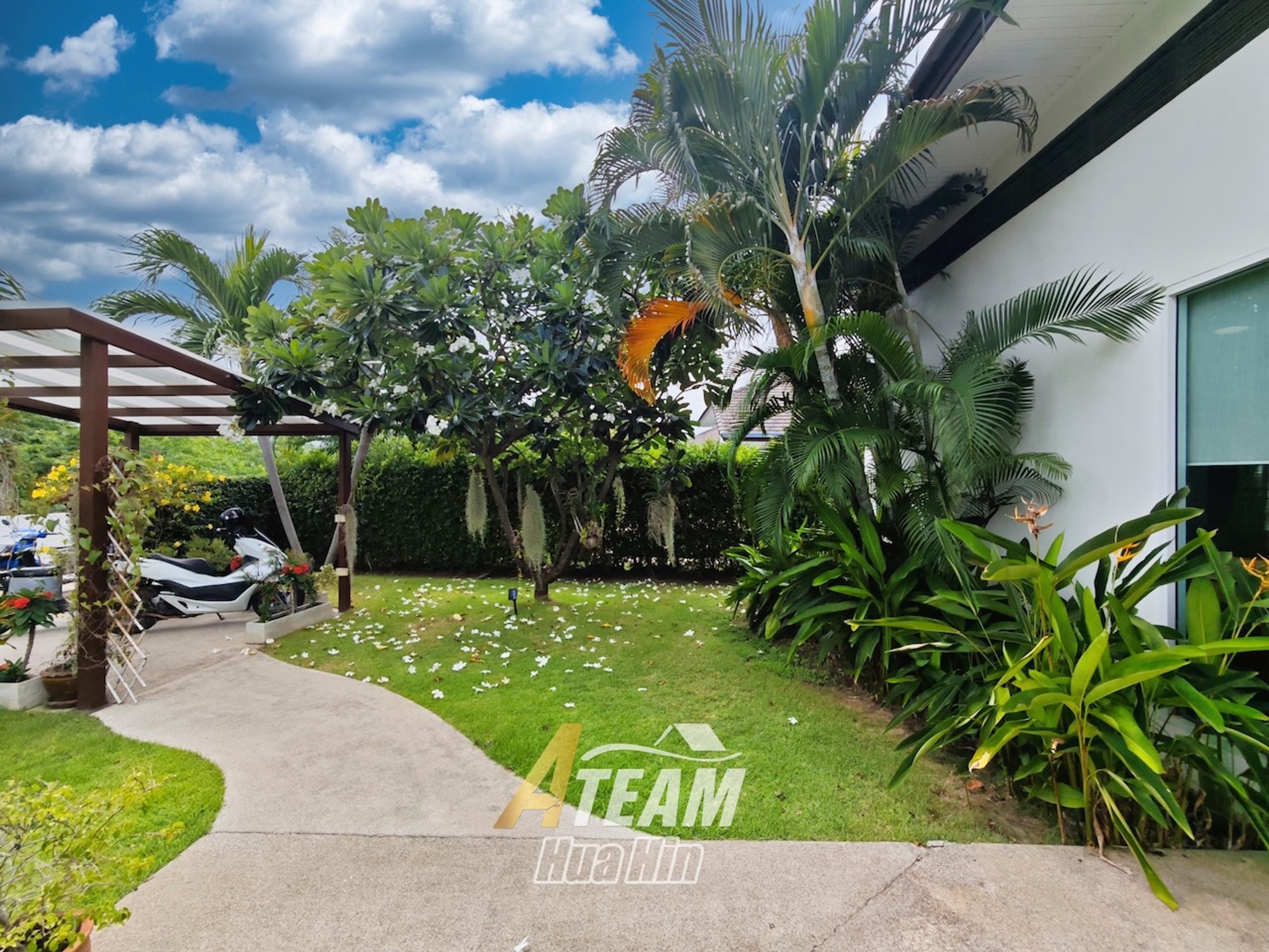 Beautiful Private 3 Bed 2 Bath Pool Villa in Hua Hin Soi 102 thumbnail 19