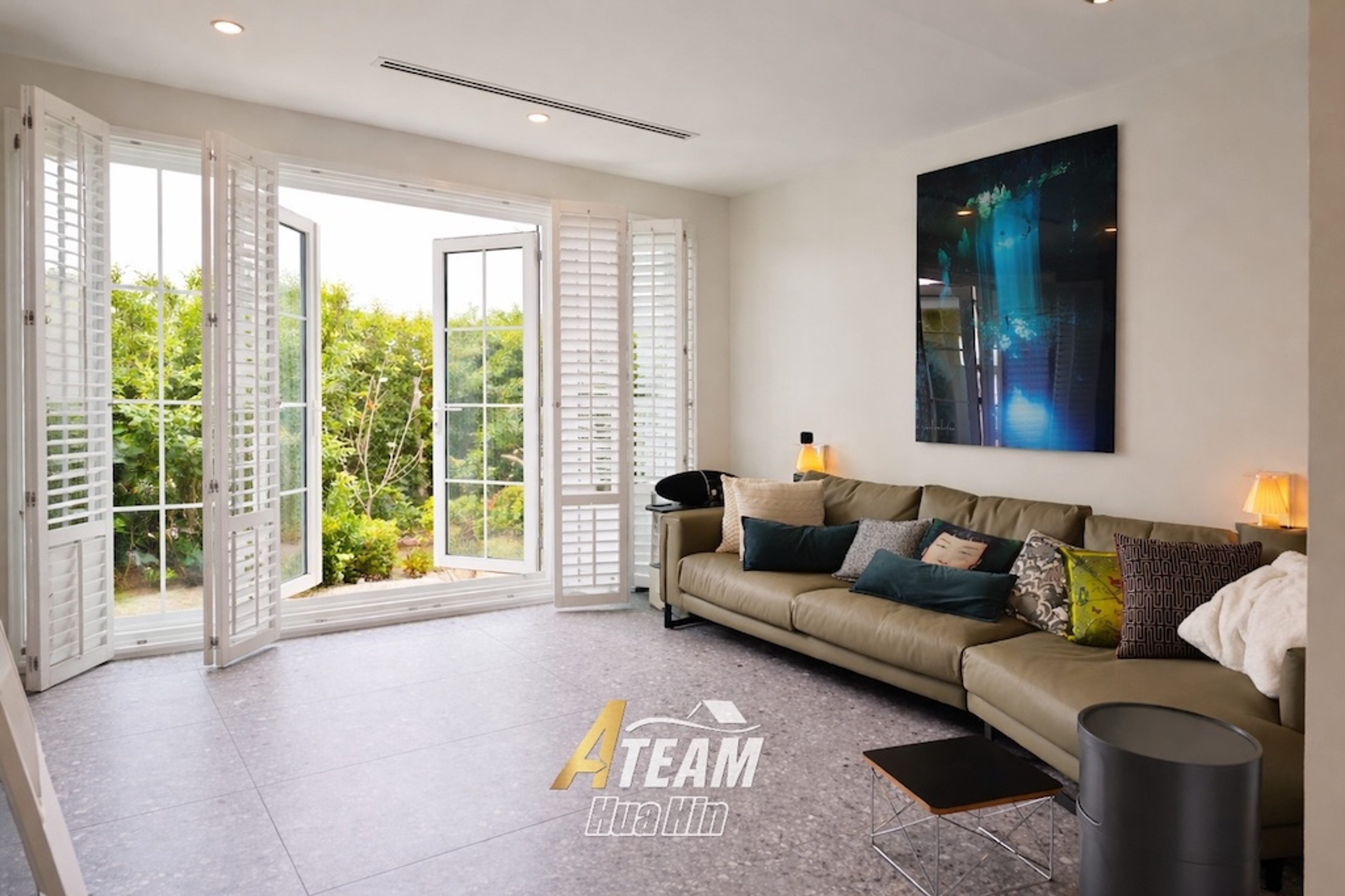Modern 3 Bed 3 Bath Pool Villa at Black Mountain Golf Club thumbnail 6