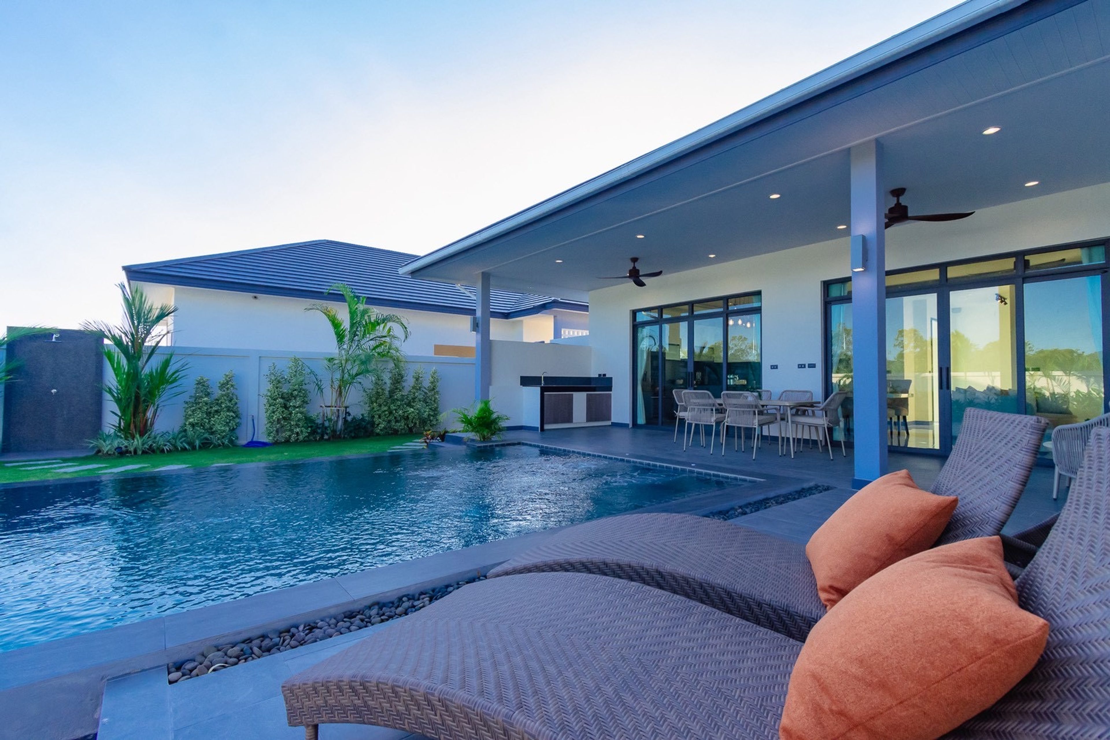 Modern 3 Bedroom  Luxury Pool Villas on Soi 112 thumbnail 26
