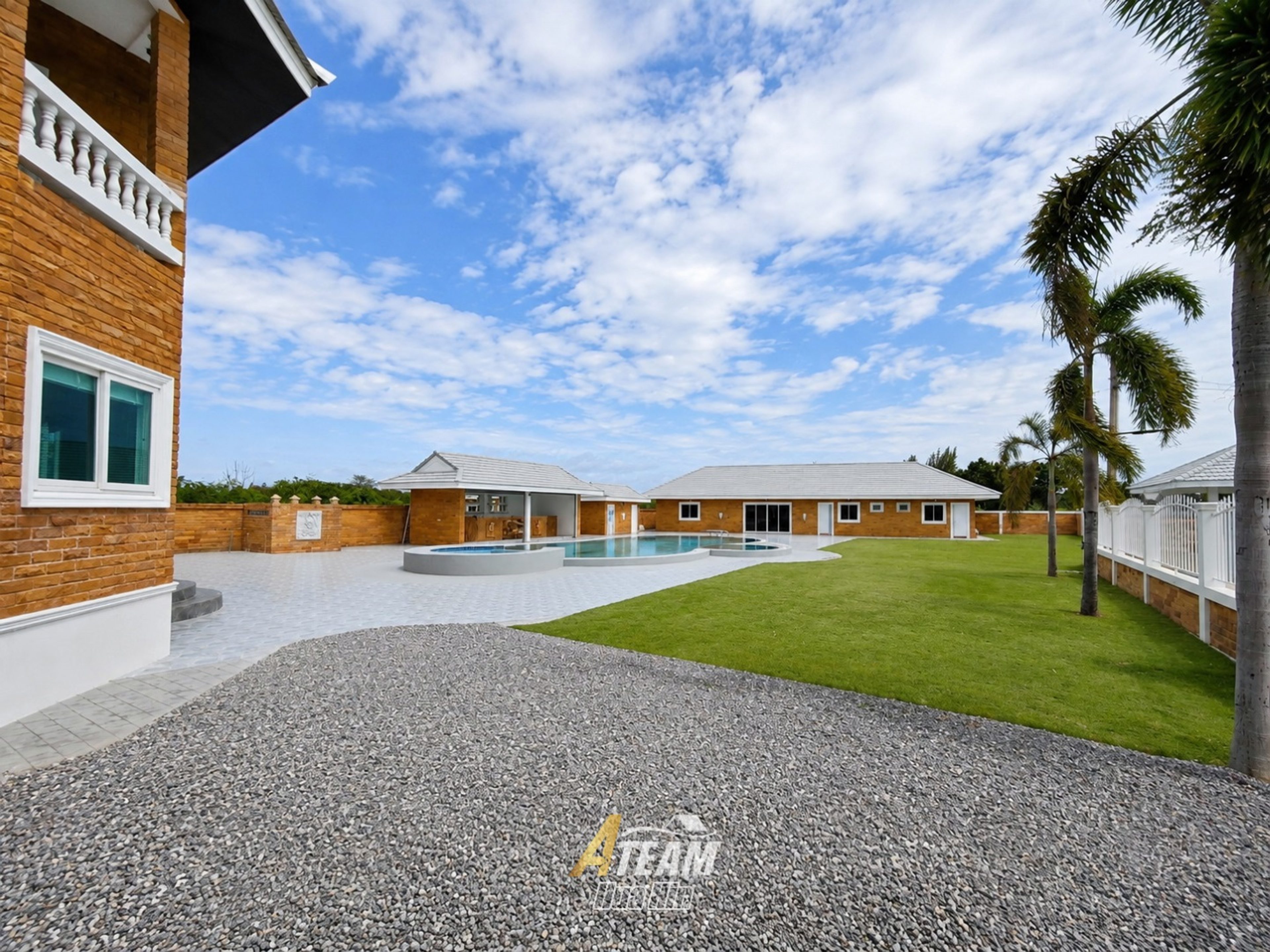 Large 5-Bedroom Estate on 2.6 Rai for Rent – Pranburi thumbnail 45