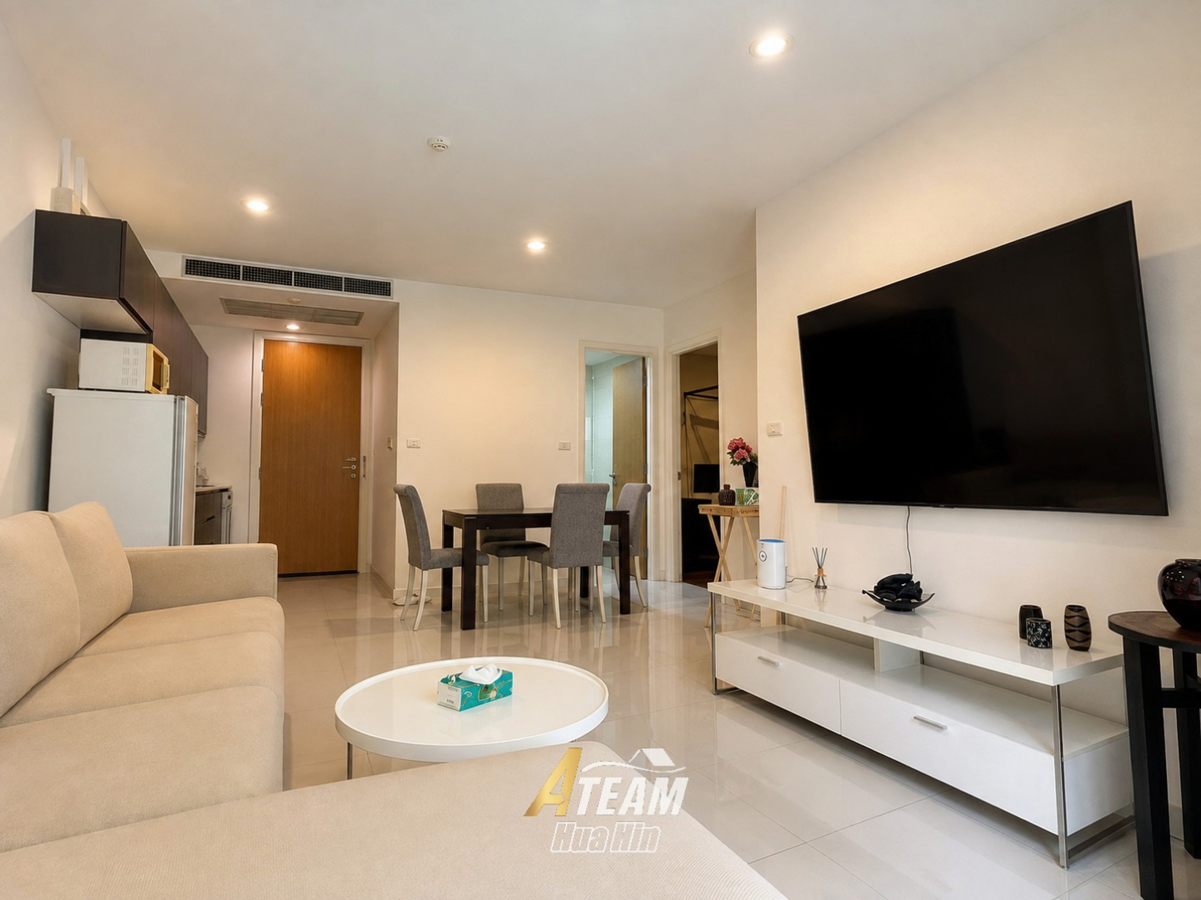 For Rent Spacious 2-Bedroom Condo Near the Beach in Khao Takiab thumbnail 4