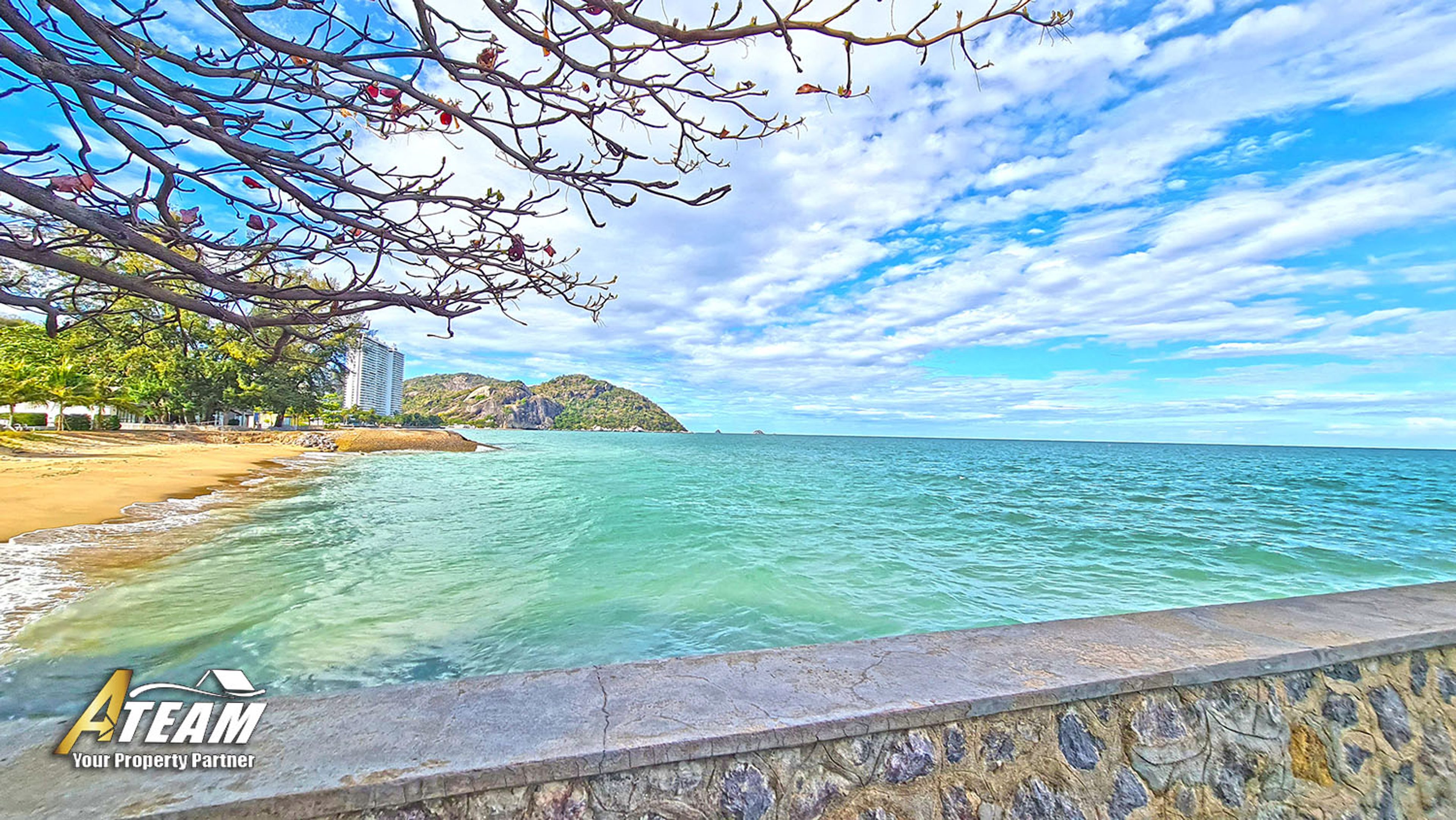 Beachfront sea view condo in Khao Tao, Santipura thumbnail 35