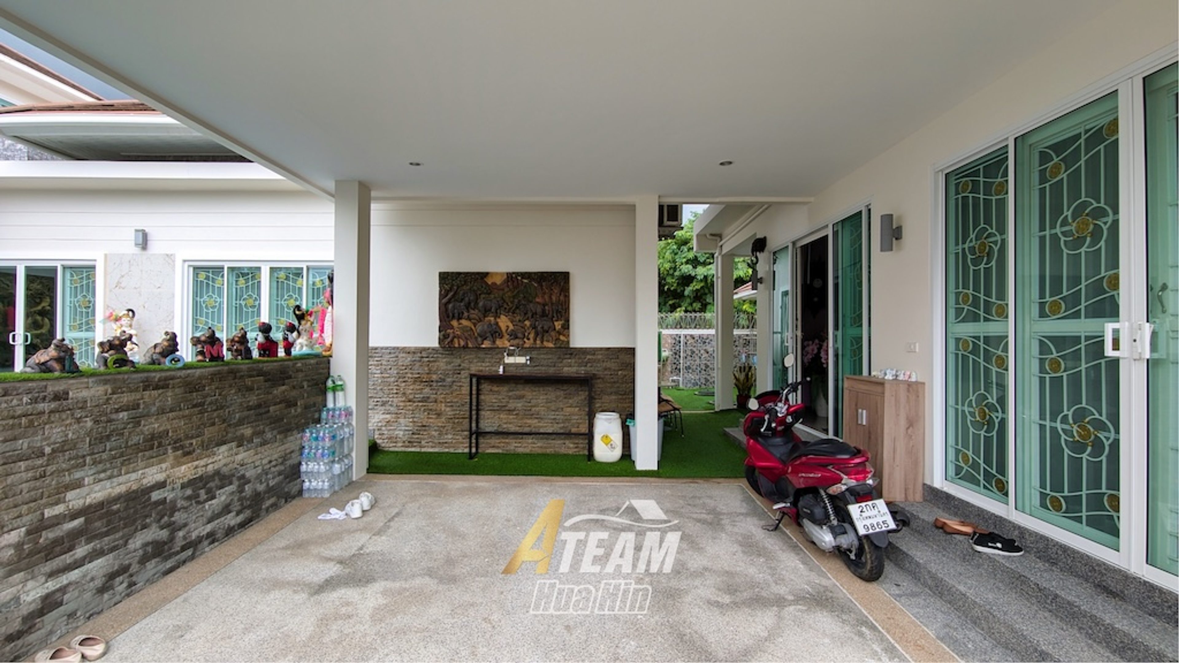 La Sierra Modern Villa – 5 Bedroom plus Finnish Sauna in Hua Hin Soi 1 thumbnail 4