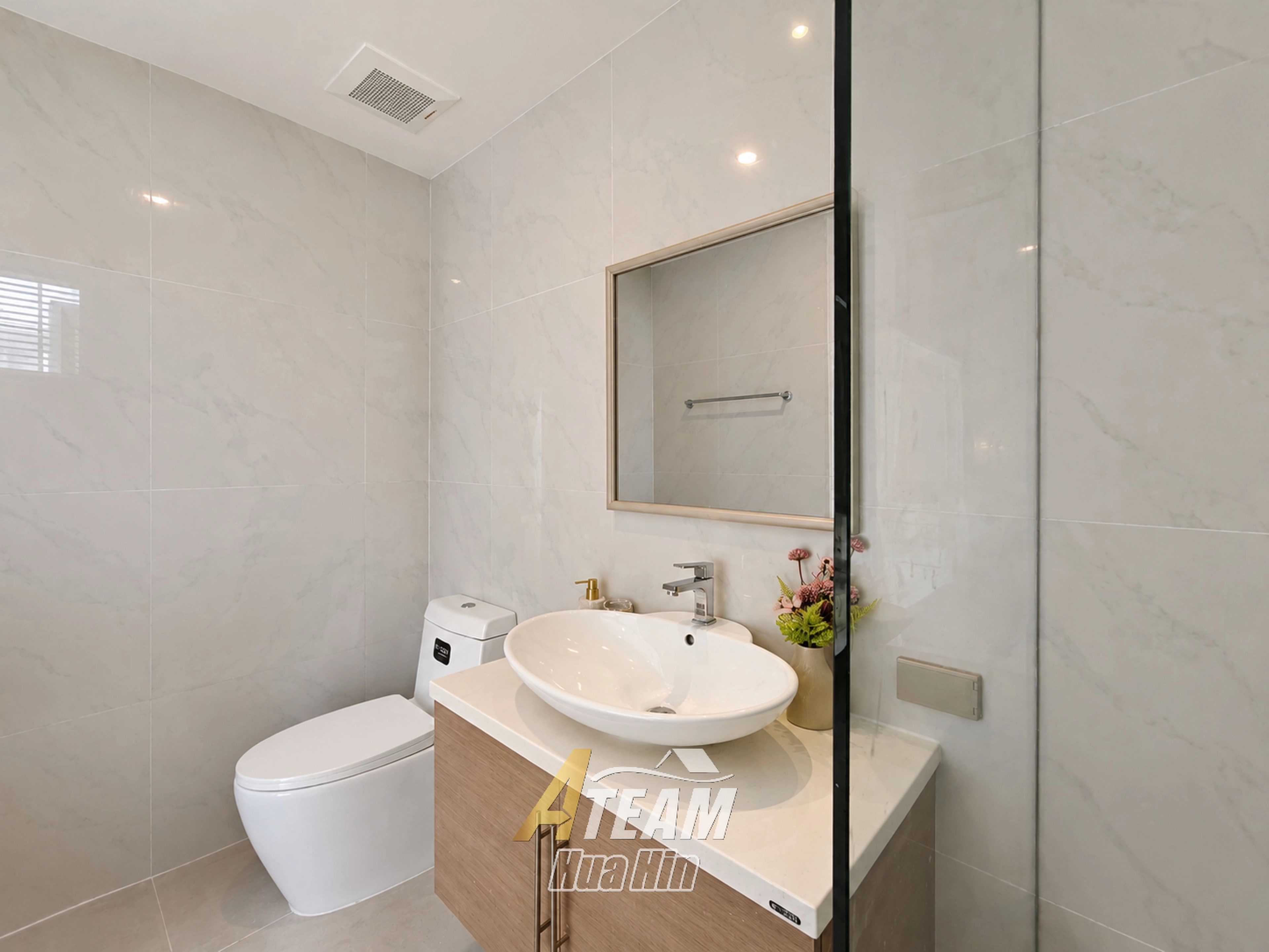 Stylish Sea View Condo with Exceptional Resort-Style Pools in Khao Takiab thumbnail 15