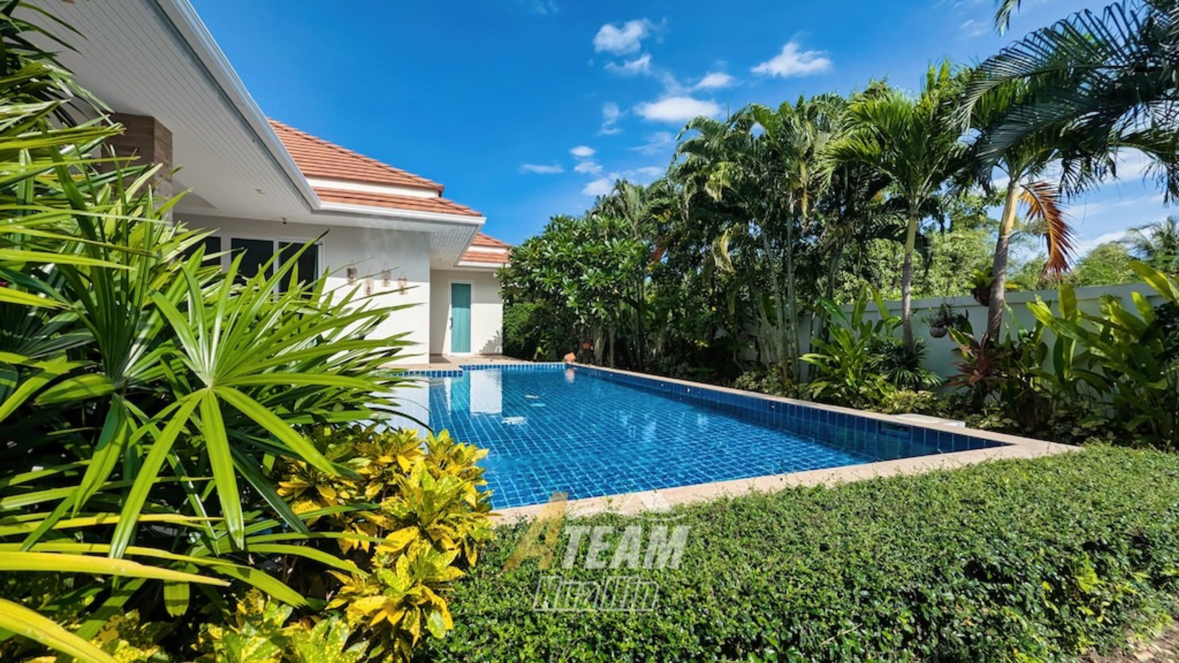 Luxury Pool Villa for rent in Woodland,  Thap Tai  thumbnail 7