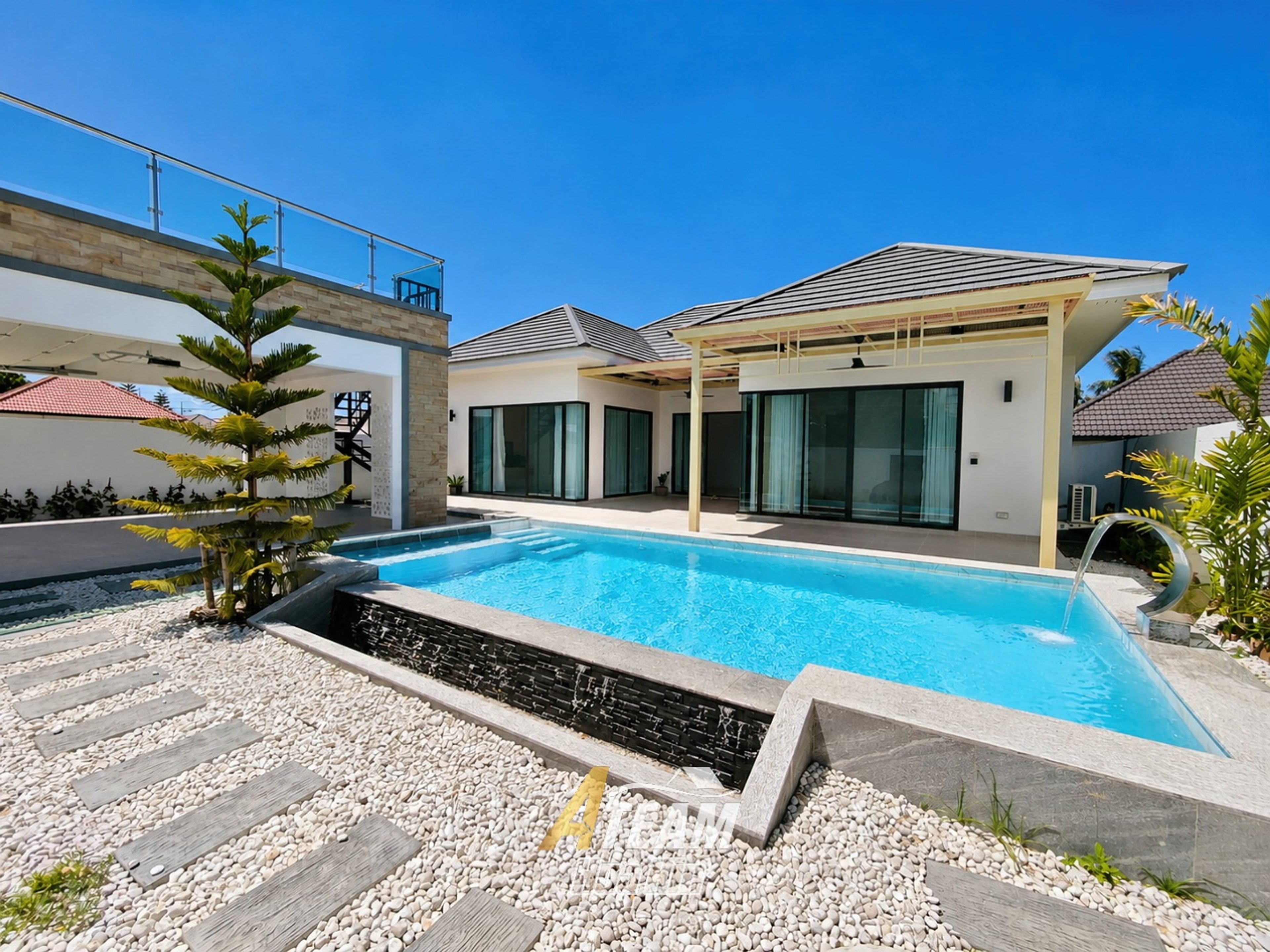 Blue Sky Pool Villa – New 3-Bedroom Pool Villas