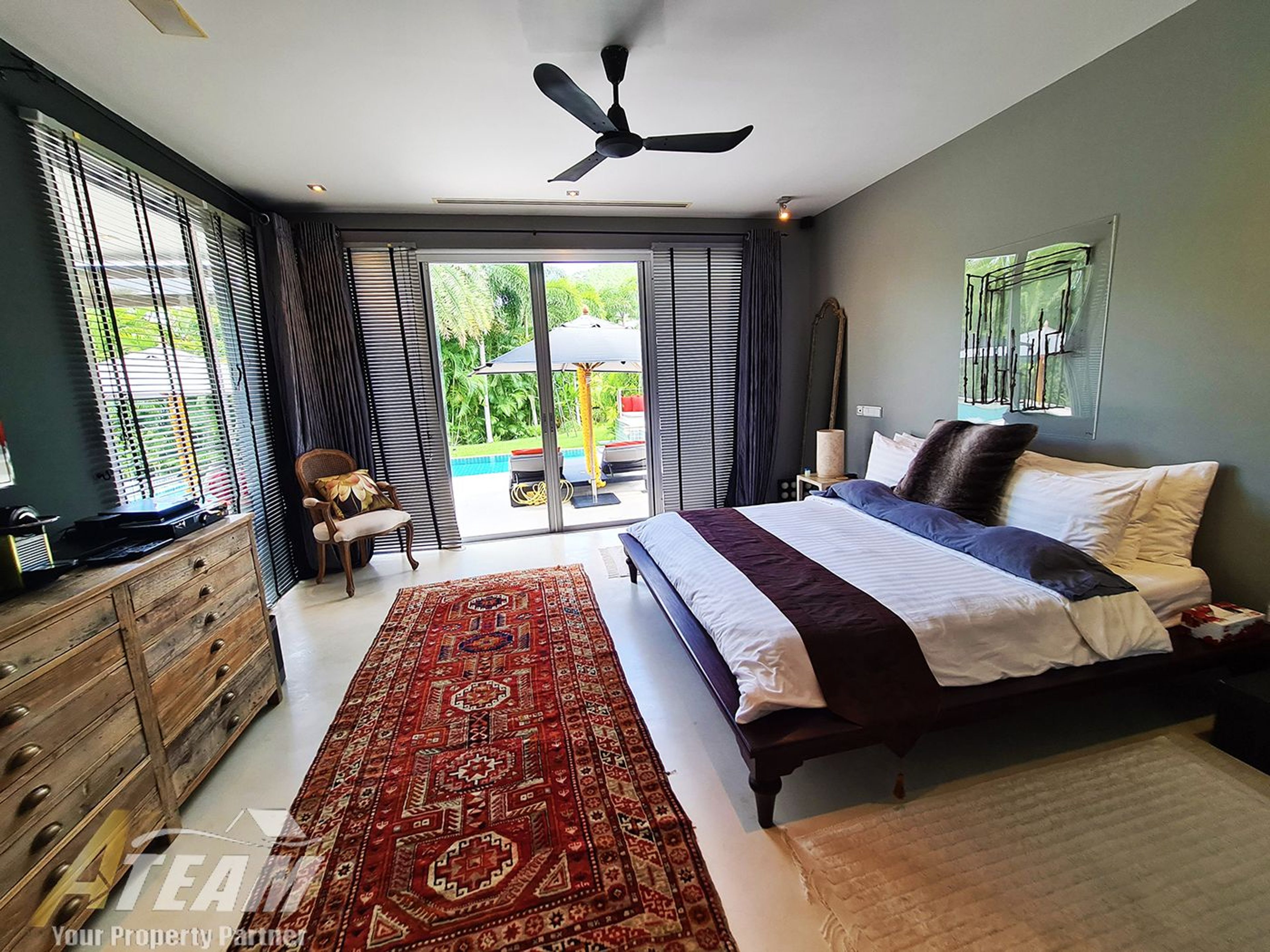 8 bedrooms most exclusive Luxury property in Hua Hin thumbnail 16