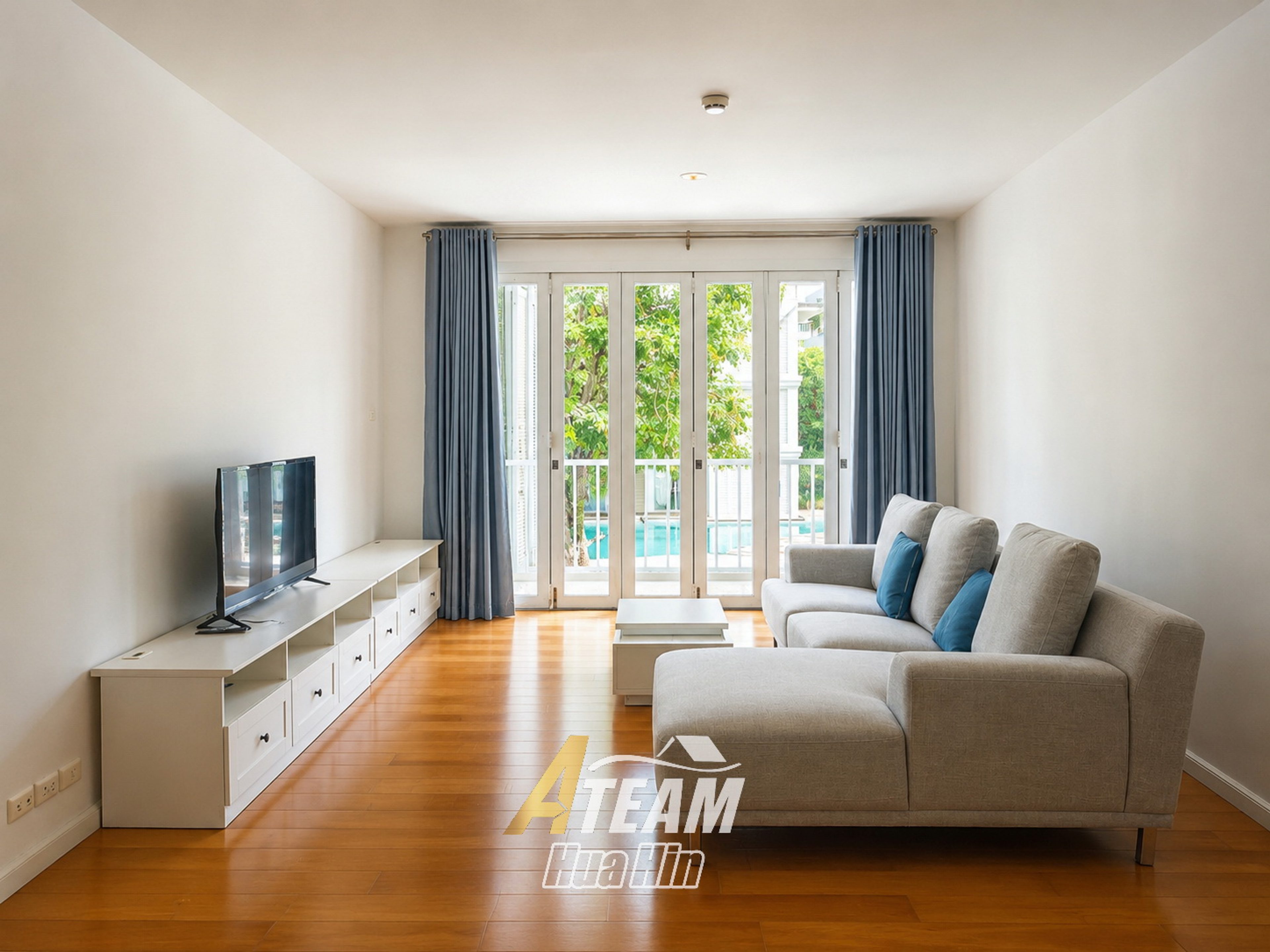 Beachfront Pet-Friendly 2-Bedroom Sea View Condo at Malibu Khao Tao thumbnail 4