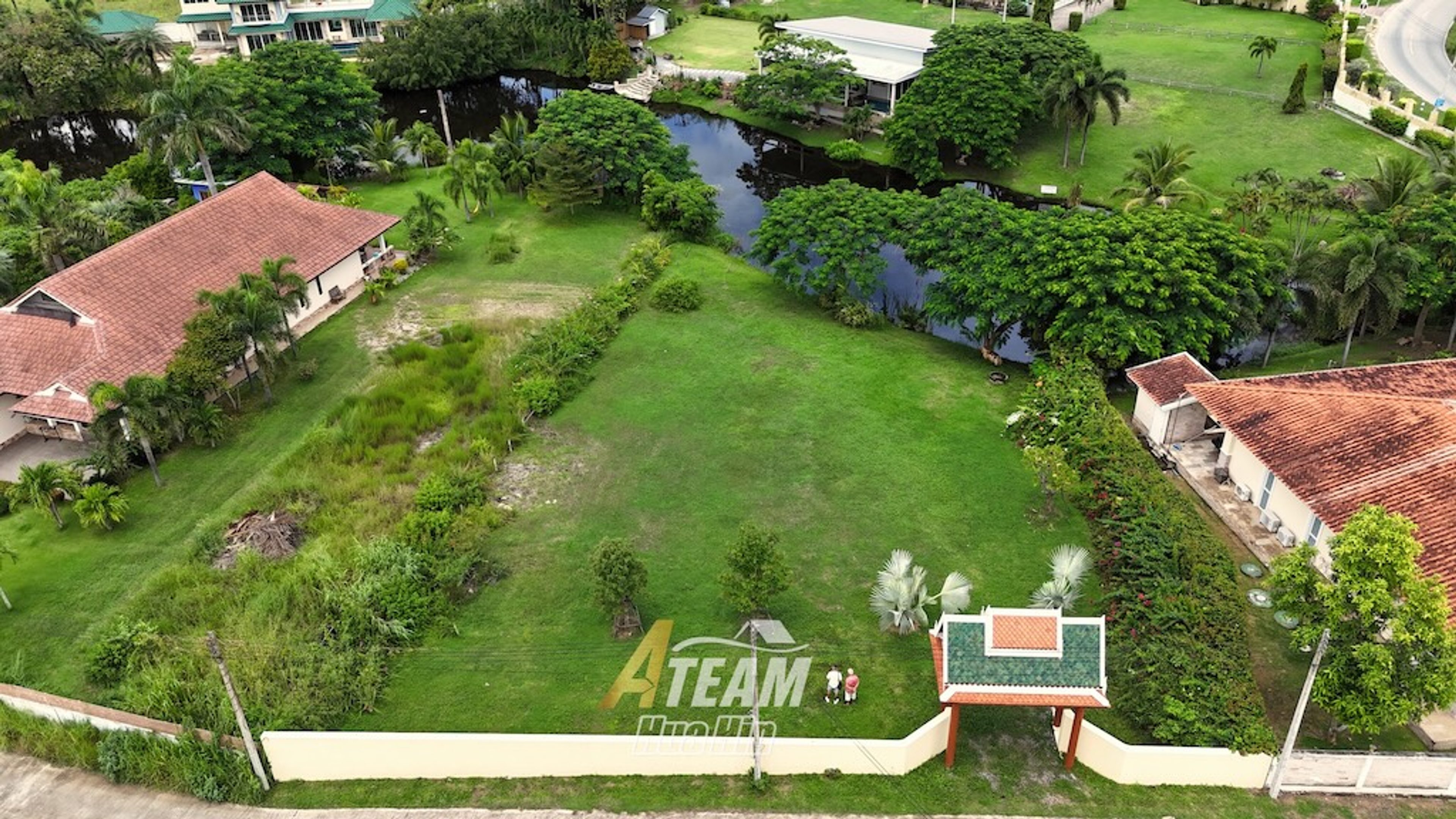 1,300 m² Riverside Land thumbnail 2