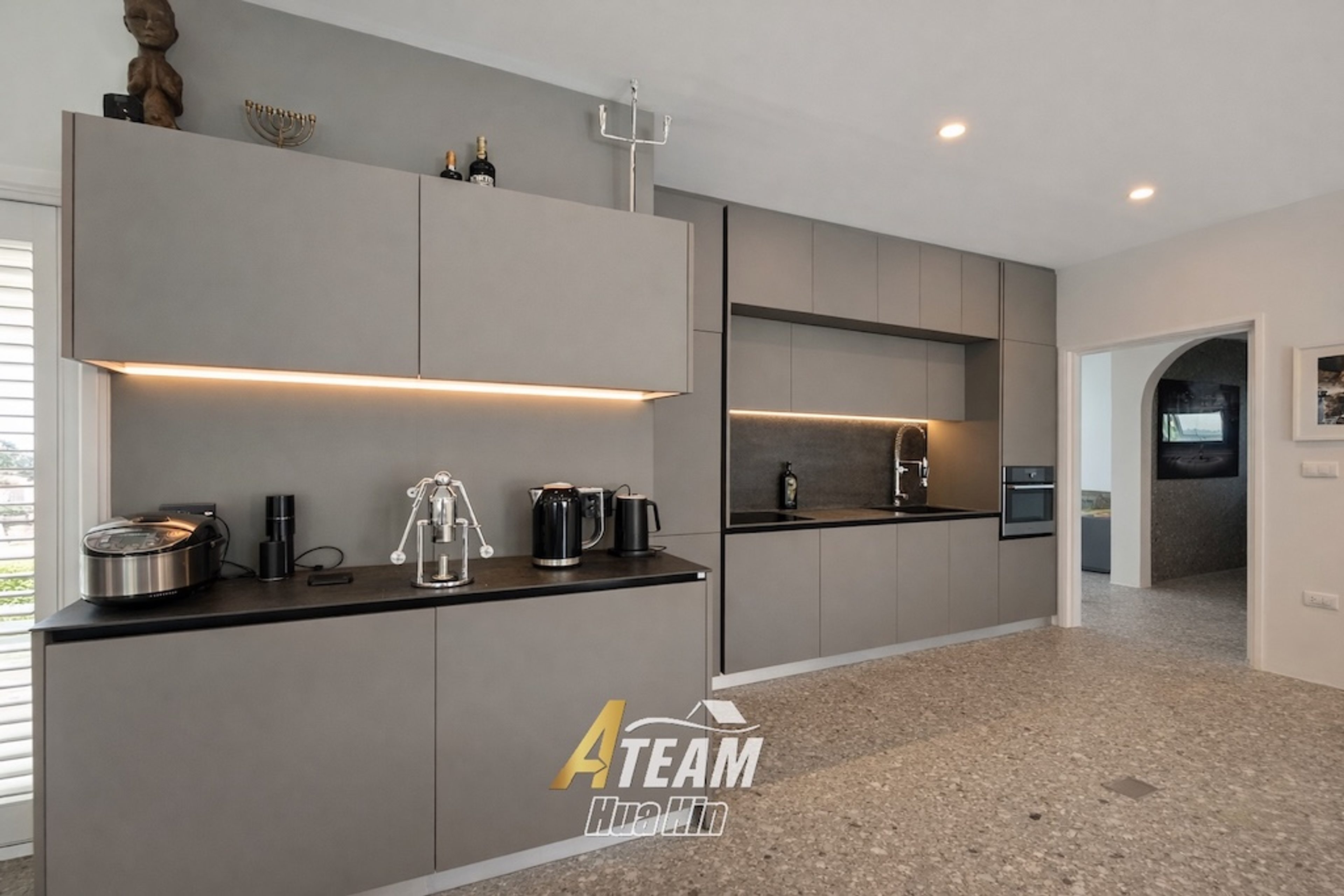 Modern 3 Bed 3 Bath Pool Villa at Black Mountain Golf Club thumbnail 18
