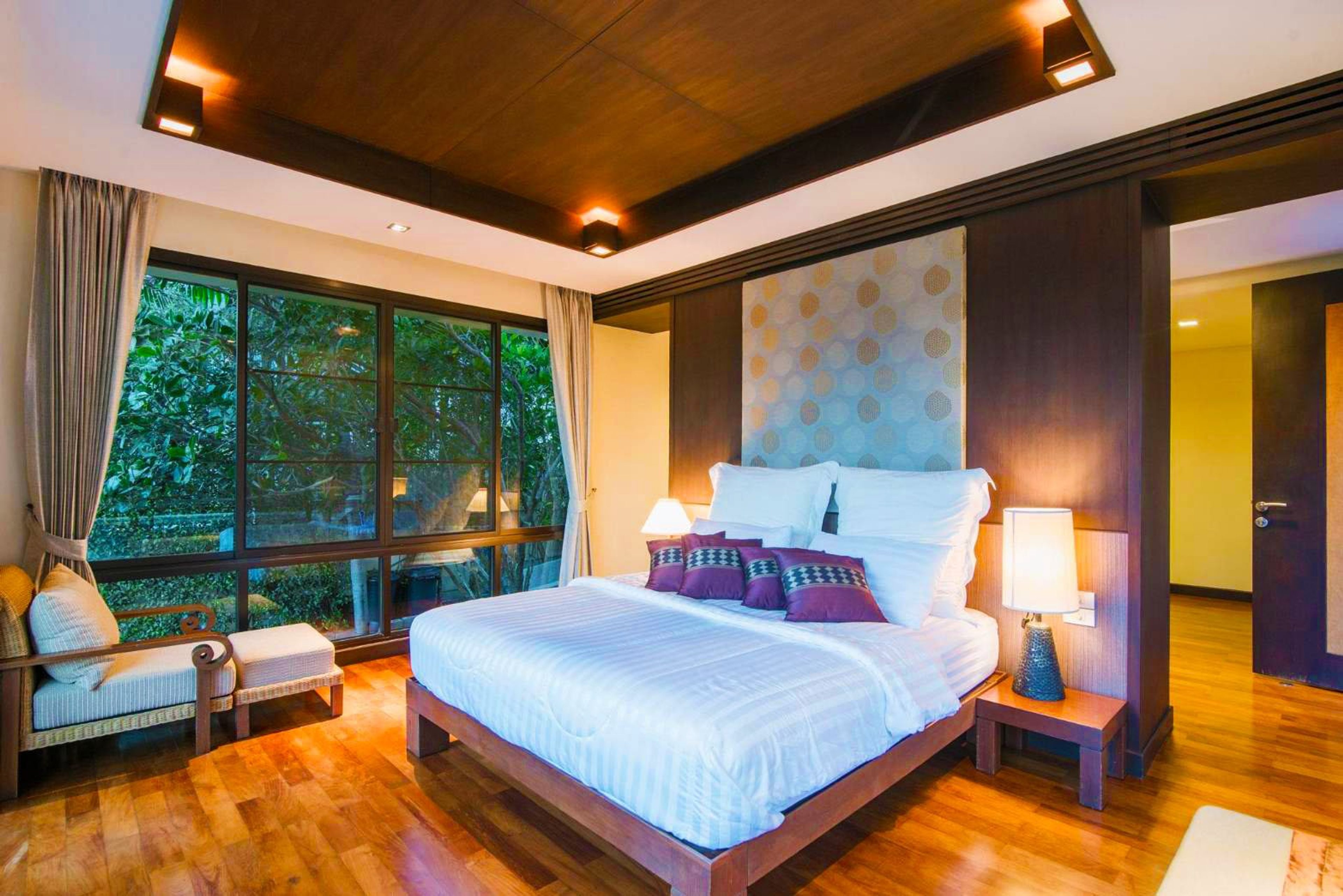 Luxury Villa with panoramic sea view  thumbnail 12
