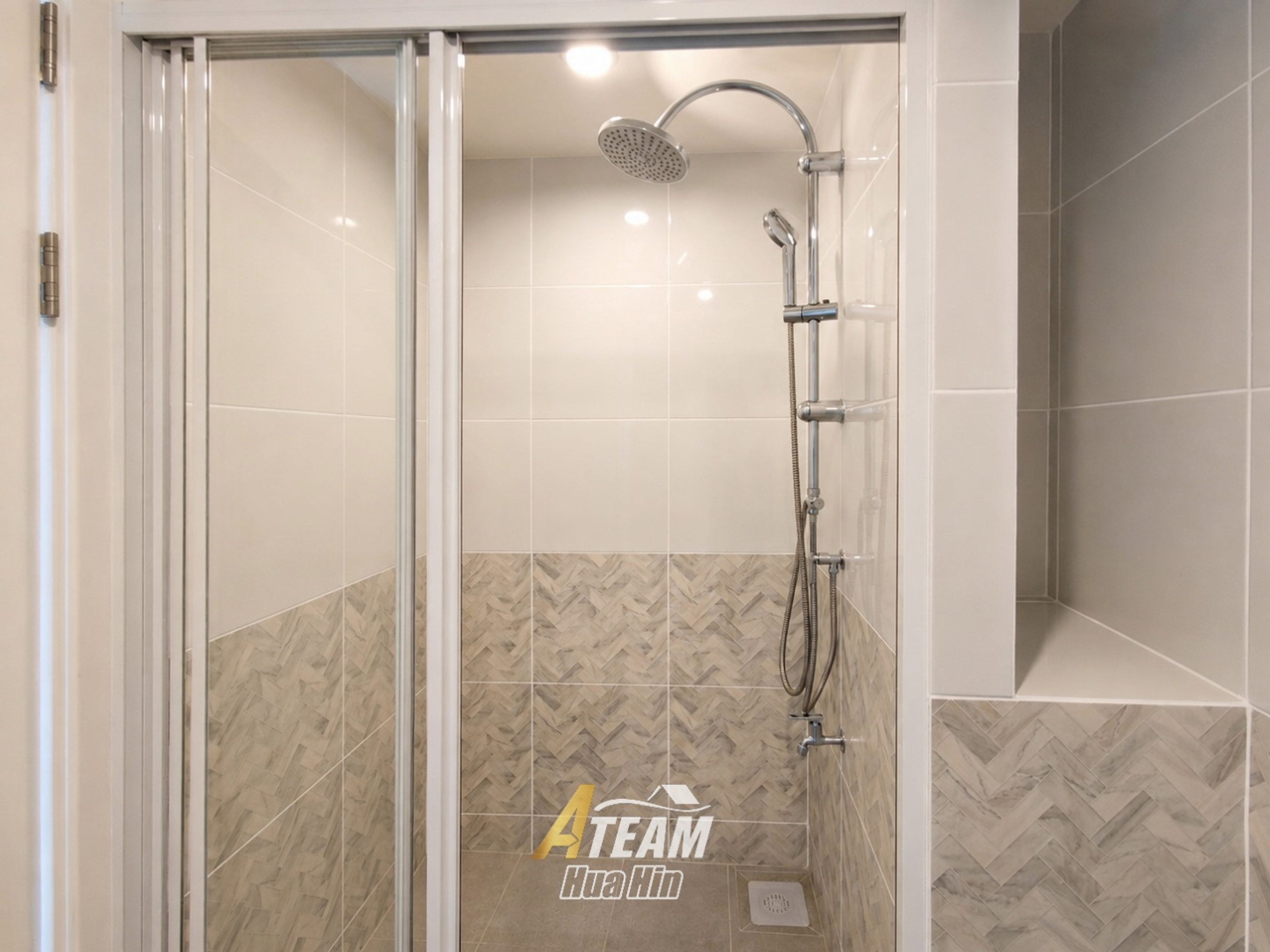 Brand-New 2-Bedroom Condo in Soi 94 thumbnail 8