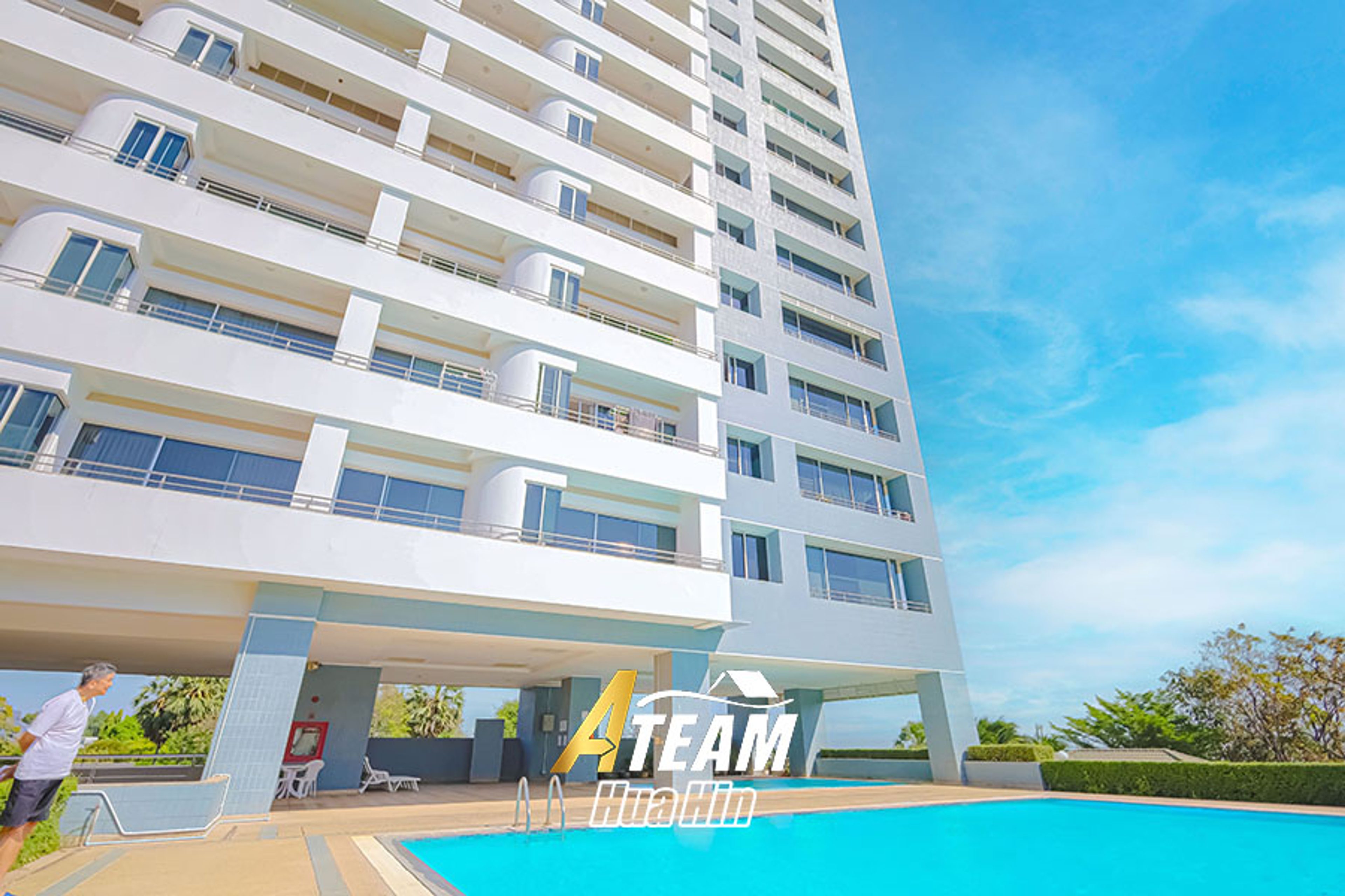 Sea View One-Bedroom Condo for Rent – Baan Had Hua Hin (Beachfront Con thumbnail 2