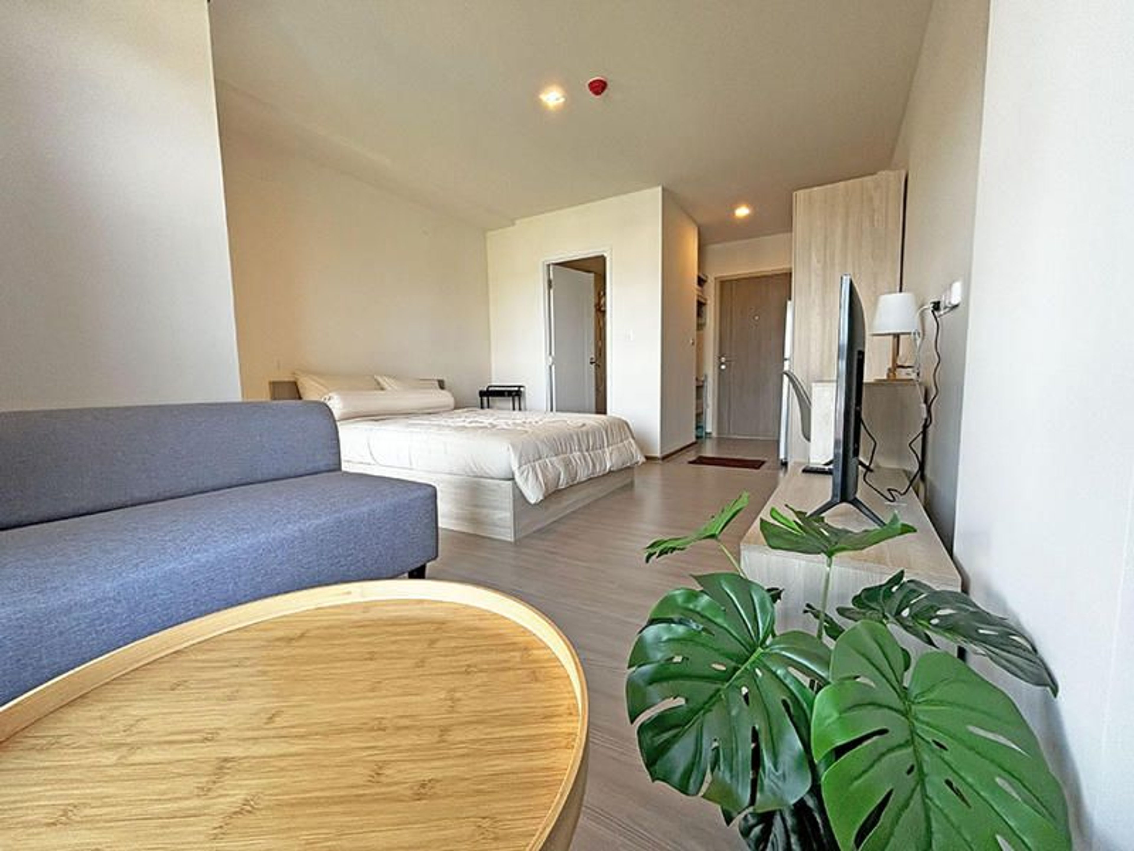 Apartment / Condo For Rent - - 1 Bedroom - 1 Bathroom - Price ฿11,000  thumbnail 16