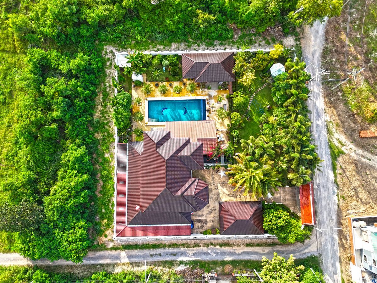 Unique Mansion on 1 Rai with incredible tropical garden