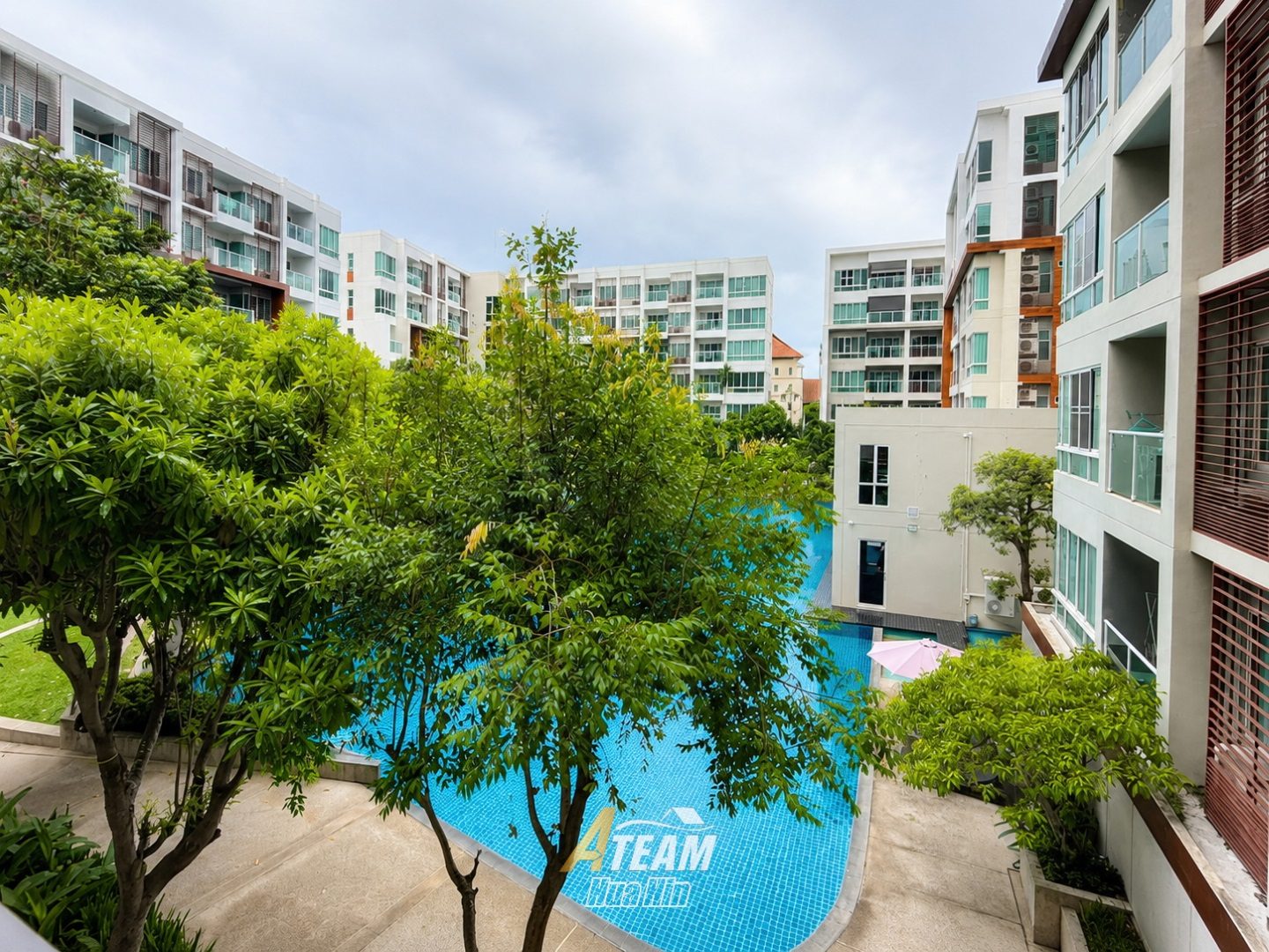 Beautiful swimming pool view condo for Sale - Seacraze Huahin