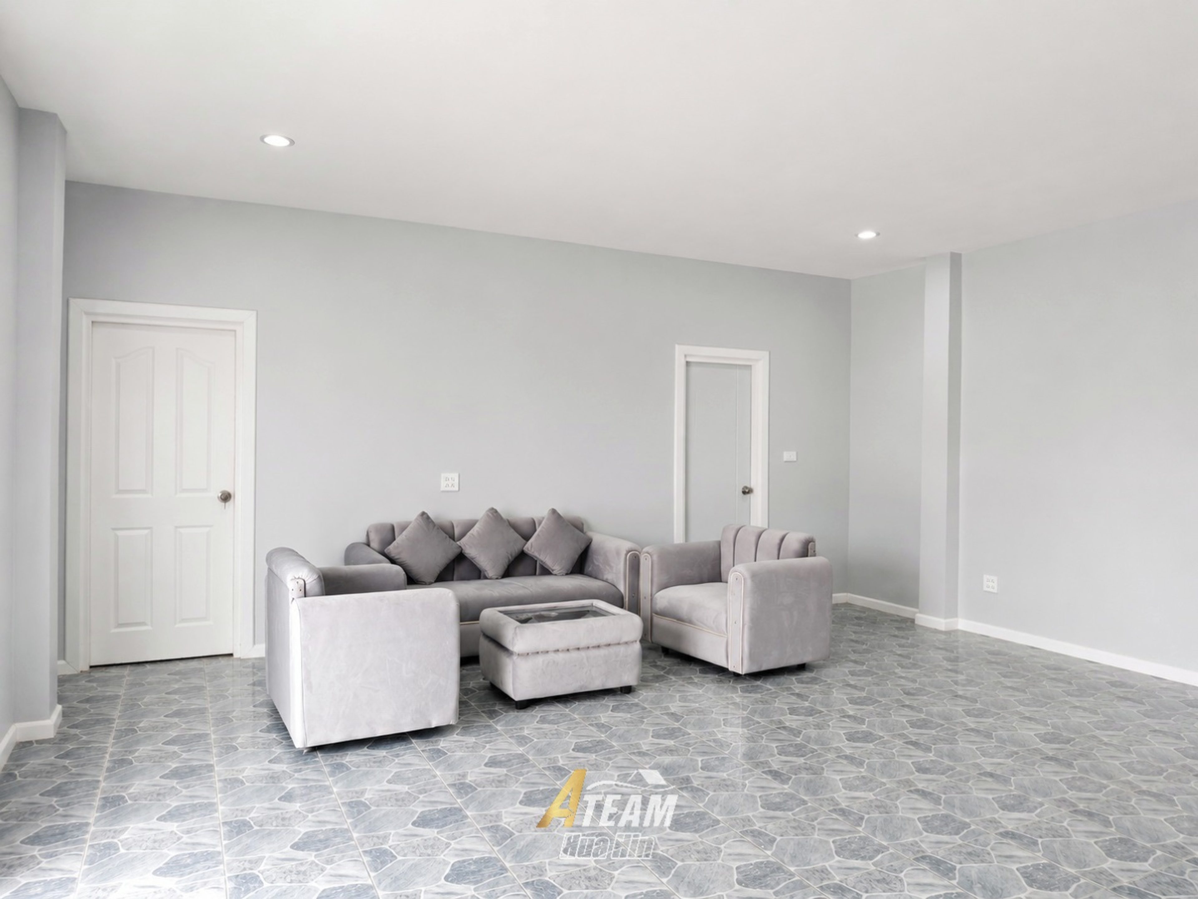 Large 5-Bedroom Estate on 2.6 Rai for Rent – Pranburi thumbnail 12