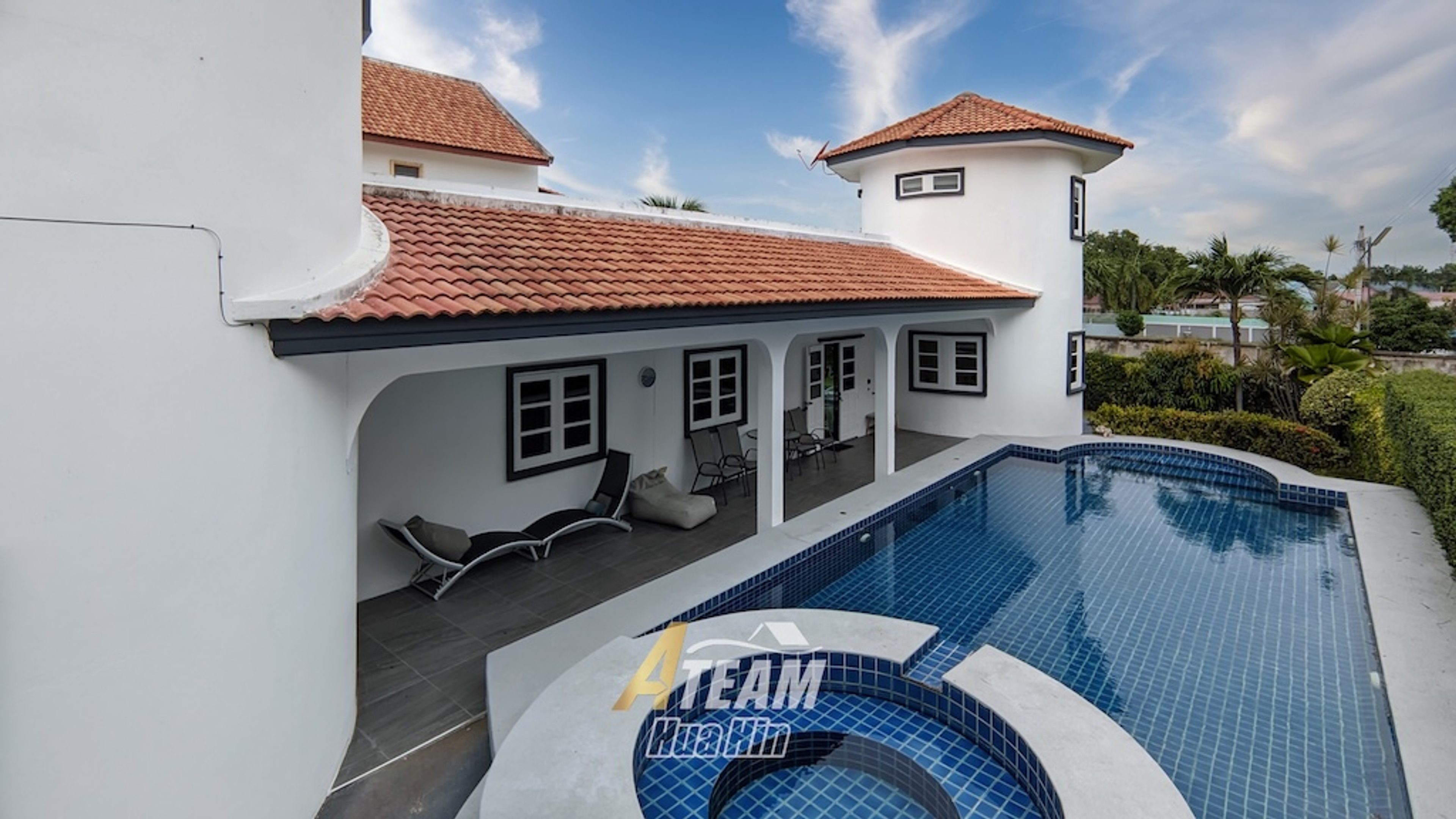 Investor-Friendly 5-Bedroom Pool Villa for Sale – Khao Noi  thumbnail 16