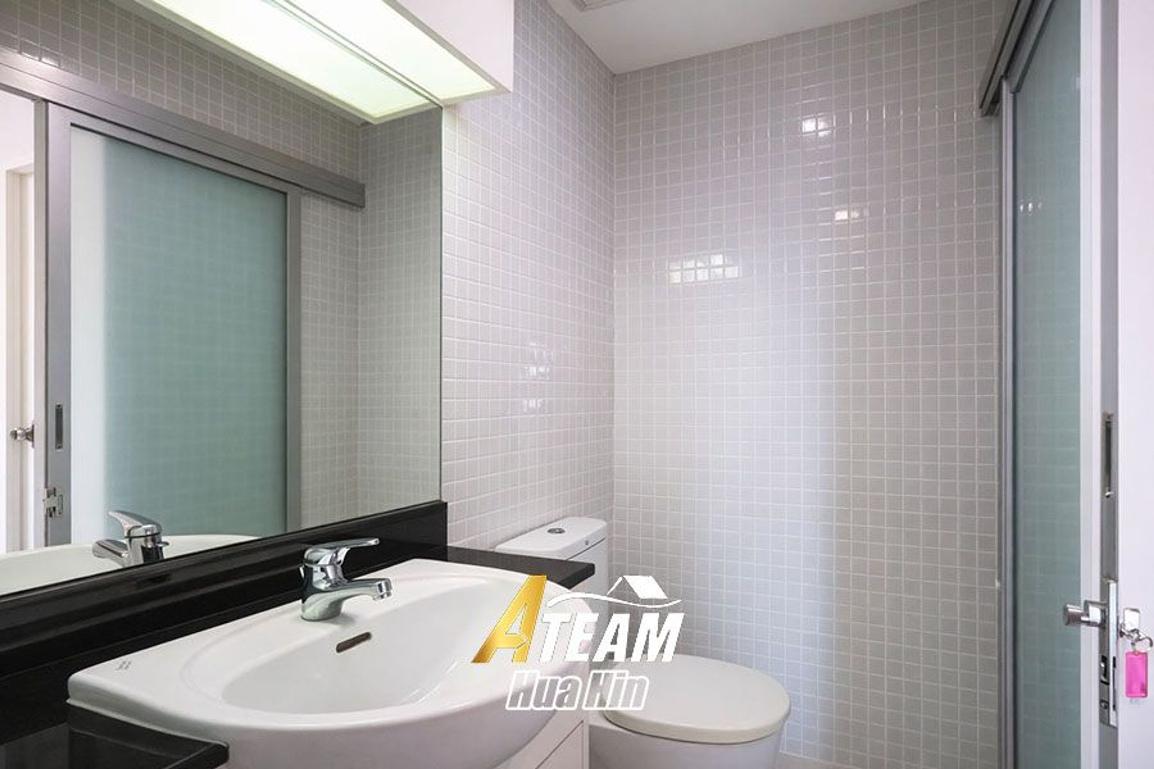 Beachfront 2-Bedroom Condo for Sale at Baan Suan Rim Sai, Khao Takiab thumbnail 20