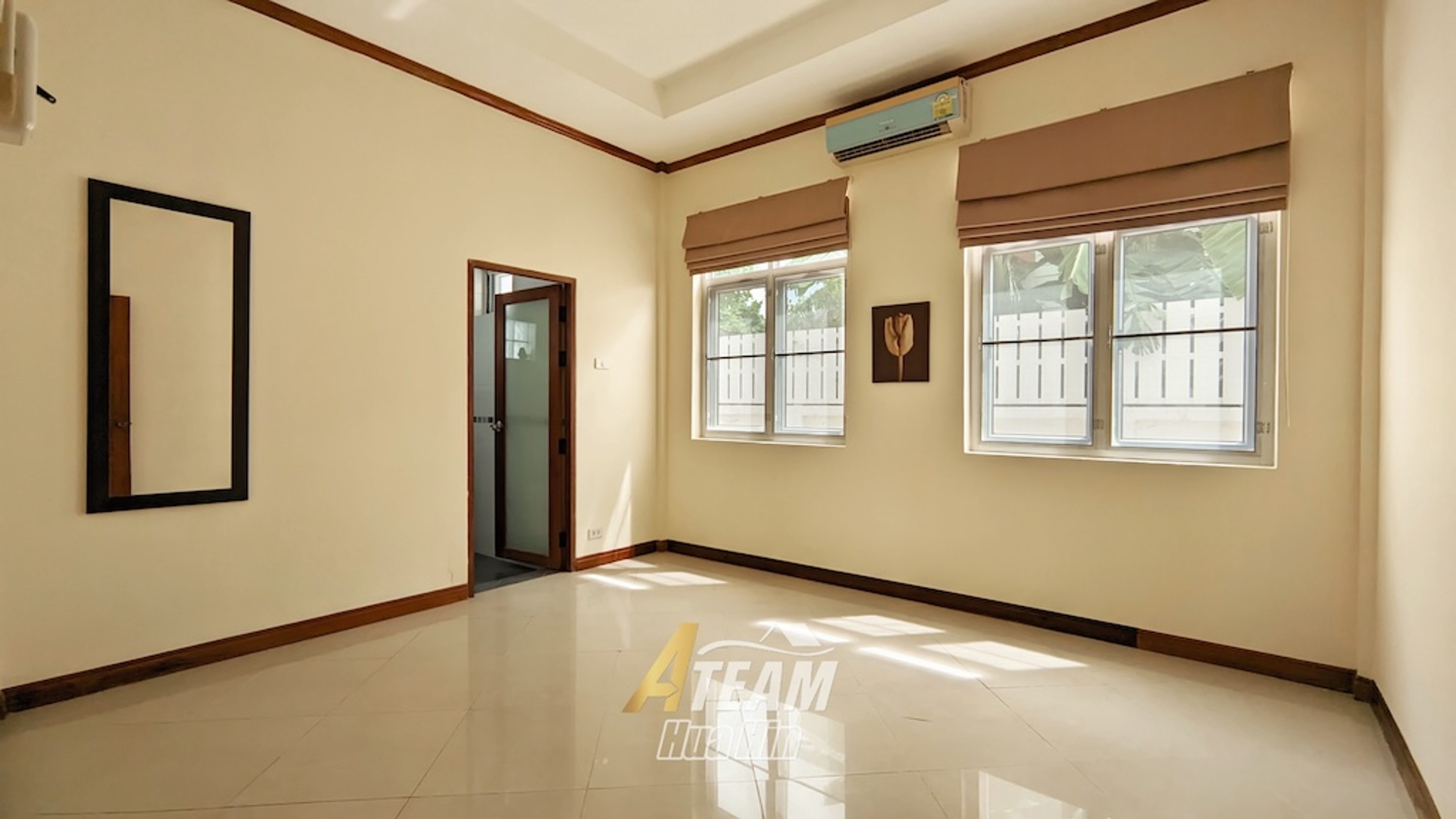Beautiful  3-Bedroom Pool Villa in Soi 102, Hua Hin thumbnail 12